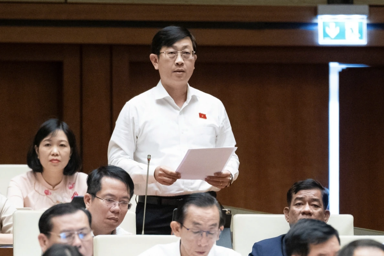 ĐBQH: Để "dự &aacute;n tr&ugrave;m mền, đắp chiếu" l&agrave; l&atilde;ng ph&iacute; niềm tin của nh&acirc;n d&acirc;n- Ảnh 1.