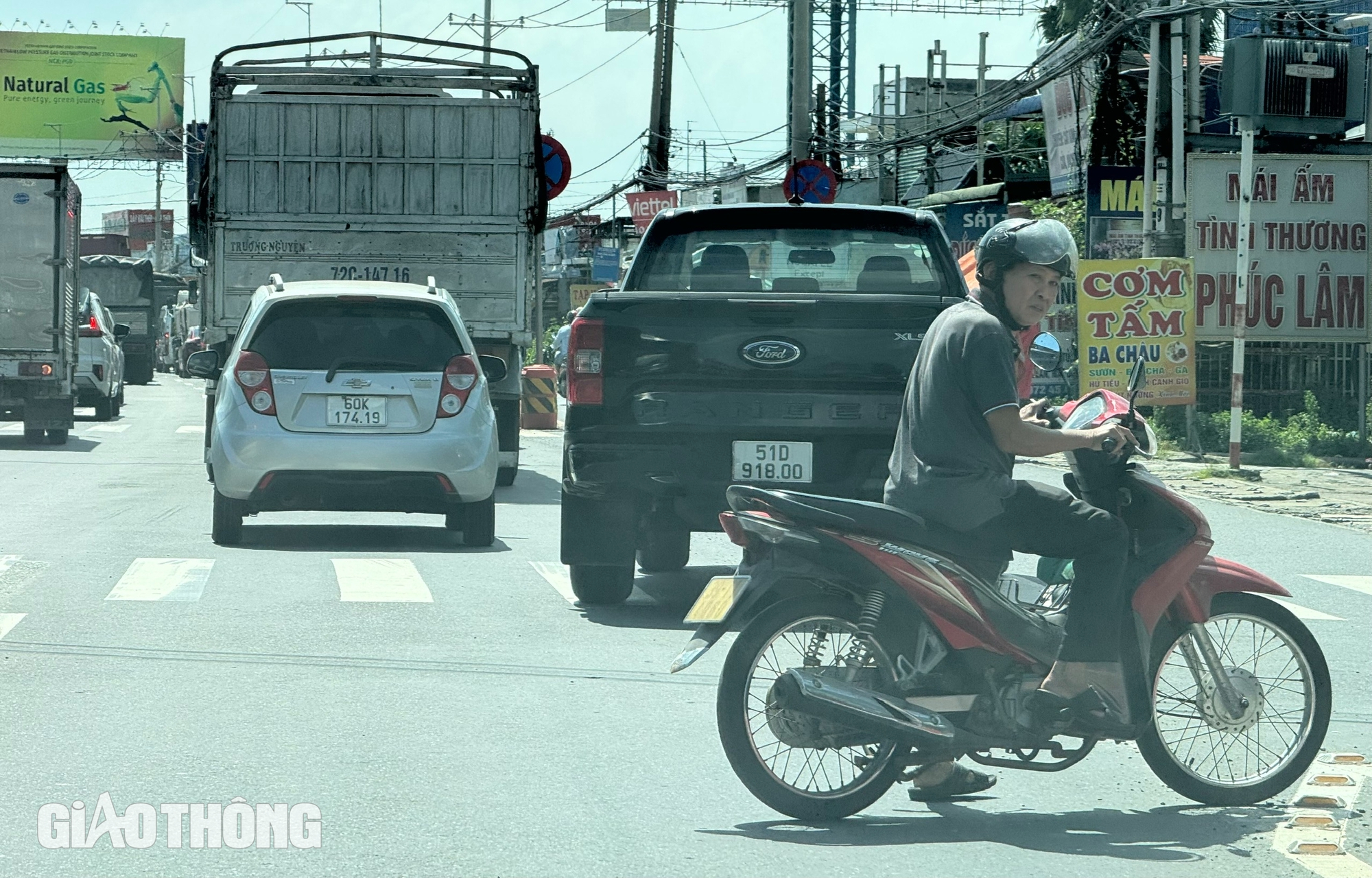 Đồng Nai: &Ocirc; t&ocirc; đi v&agrave;o đường cấm gần ng&atilde; ba Nhơn Trạch, người d&acirc;n bất an - Ảnh 4.