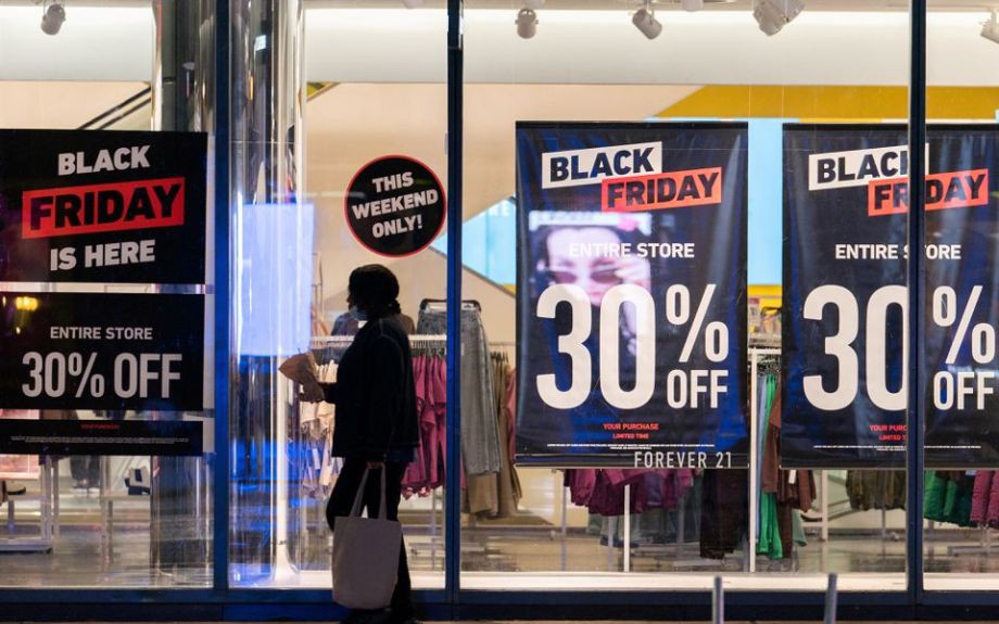 Cẩn trọng khi mua h&agrave;ng giảm gi&aacute; dịp Black Friday