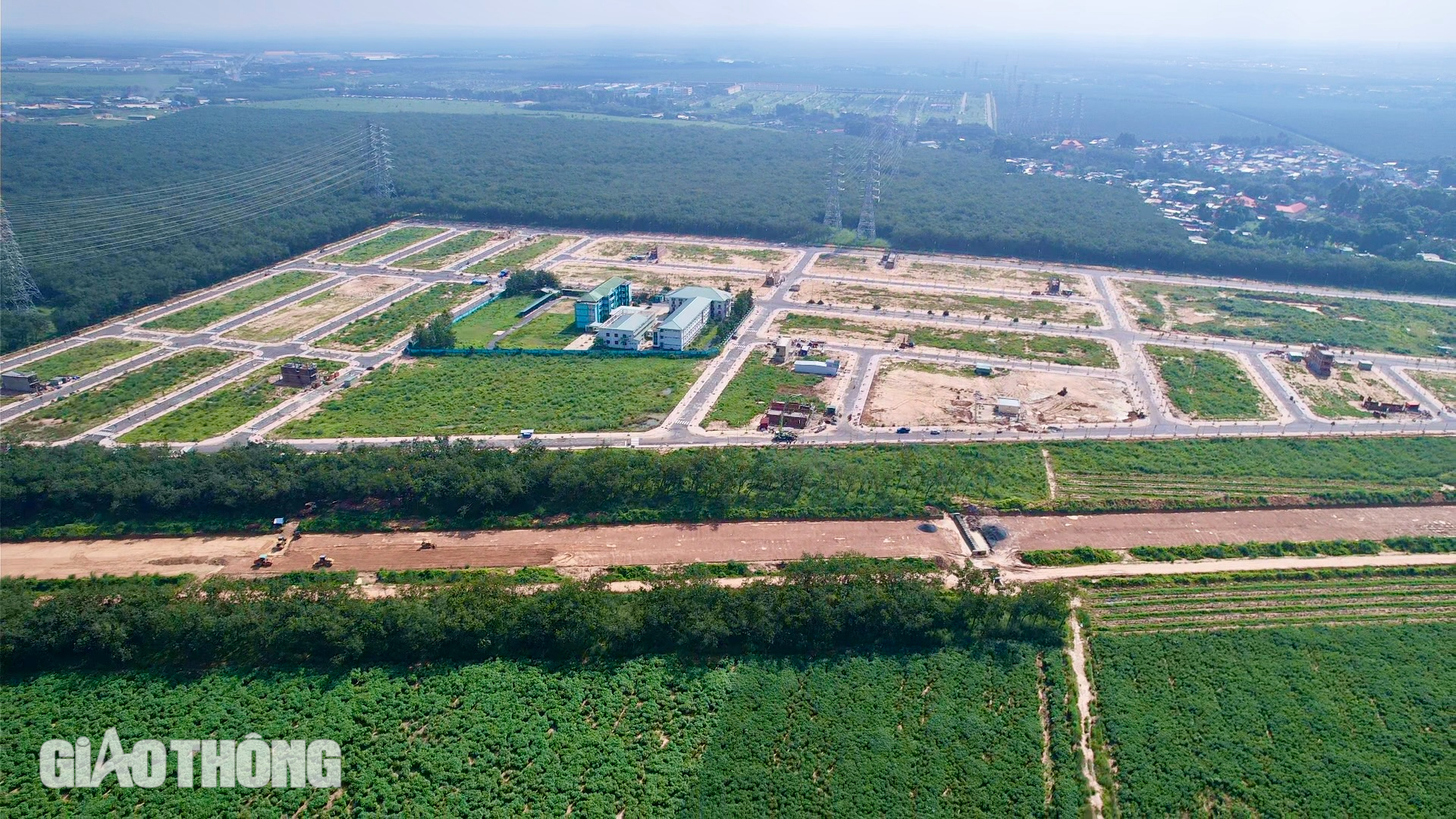 Hai huyện nhường đất tái định cư cho người dân Biên Hòa giao đất làm cao tốc- Ảnh 2. Hai huyện nhường đất tái định cư cho người dân Biên Hòa giao đất làm cao tốc- Ảnh 2.