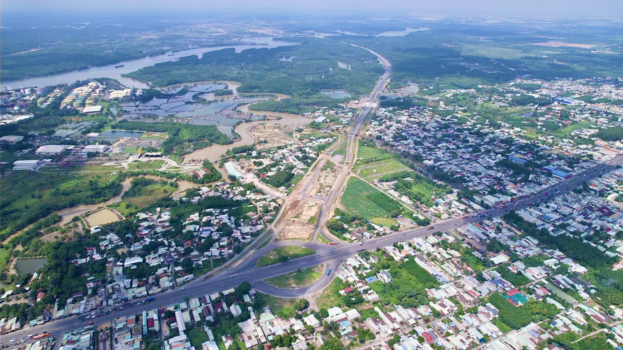 Xuy&ecirc;n đ&ecirc;m l&agrave;m đường kết nối s&acirc;n bay Long Th&agrave;nh- Ảnh 3.