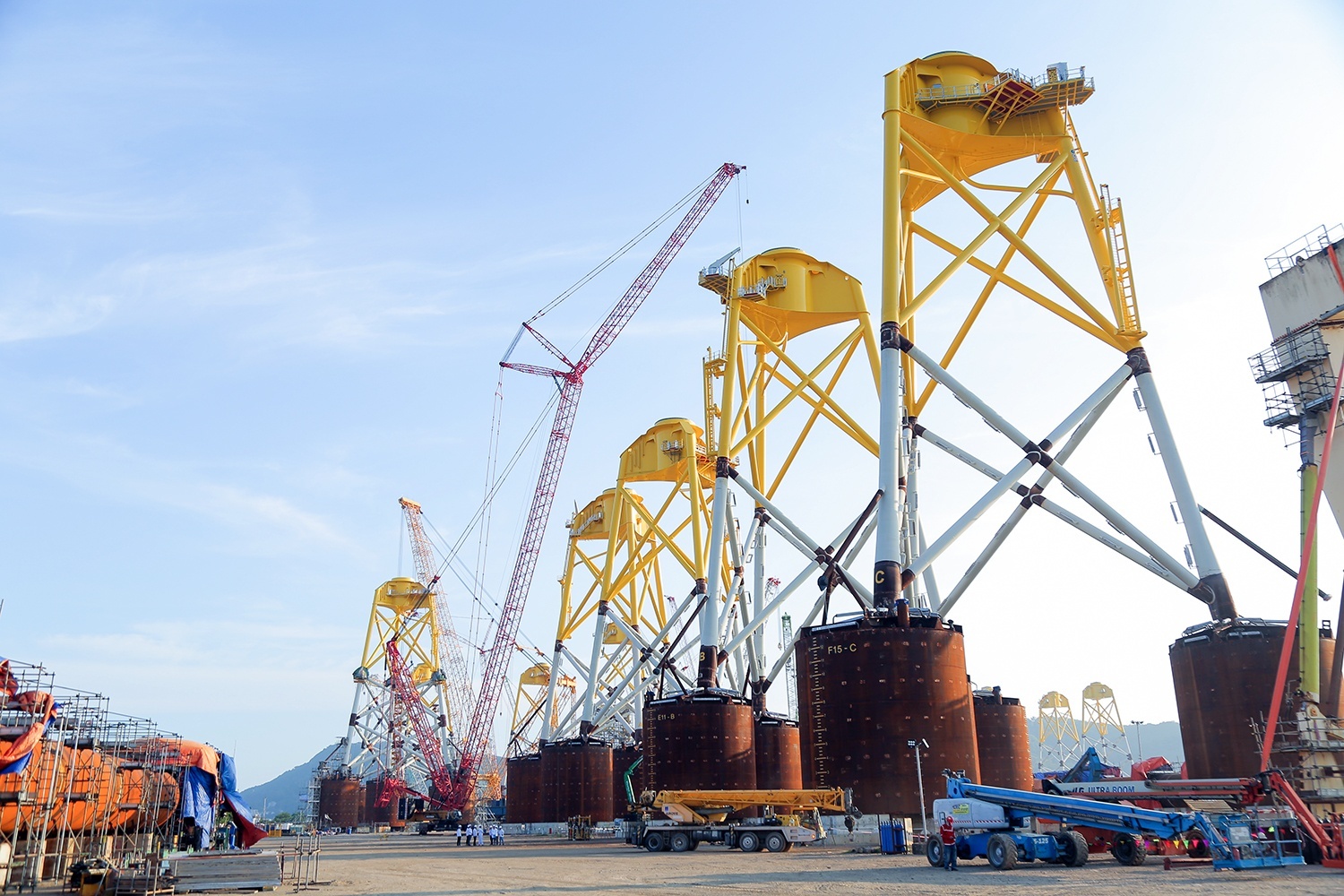 Petrovietnam: &ldquo;Một đội ngũ - Một mục ti&ecirc;u&rdquo; cho ngọn lửa năng lượng quốc gia- Ảnh 2.