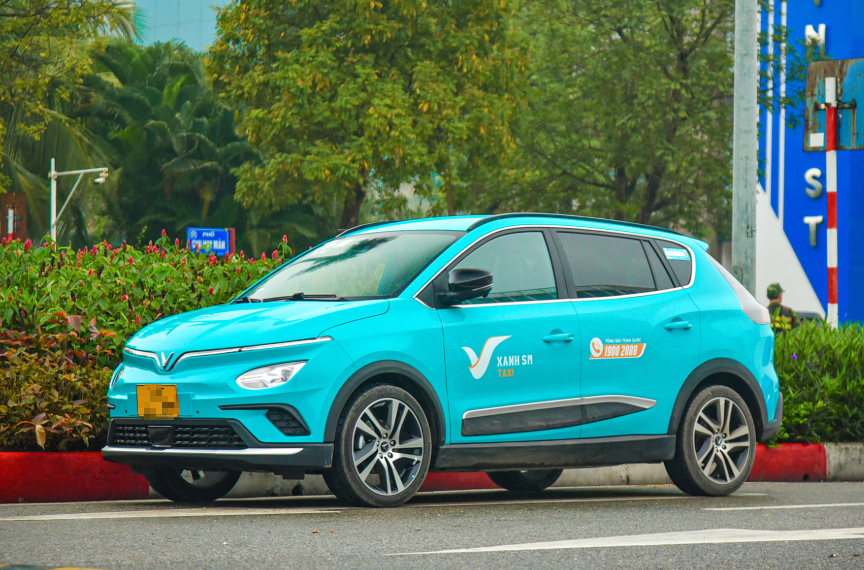 Từ 1/1/2025, xe "xanh" sẽ c&oacute; m&agrave;u tem kiểm định ri&ecirc;ng- Ảnh 2.