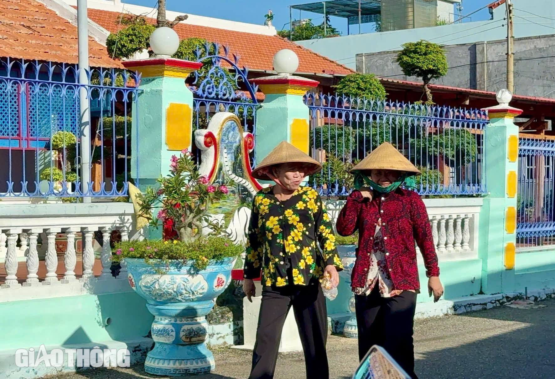 Ba cầu lớn và những cung đường thúc đẩy phát triển kinh tế, du lịch xã đảo Long Sơn - Ảnh 14. Ba cầu lớn và những cung đường thúc đẩy phát triển kinh tế, du lịch xã đảo Long Sơn - Ảnh 14.