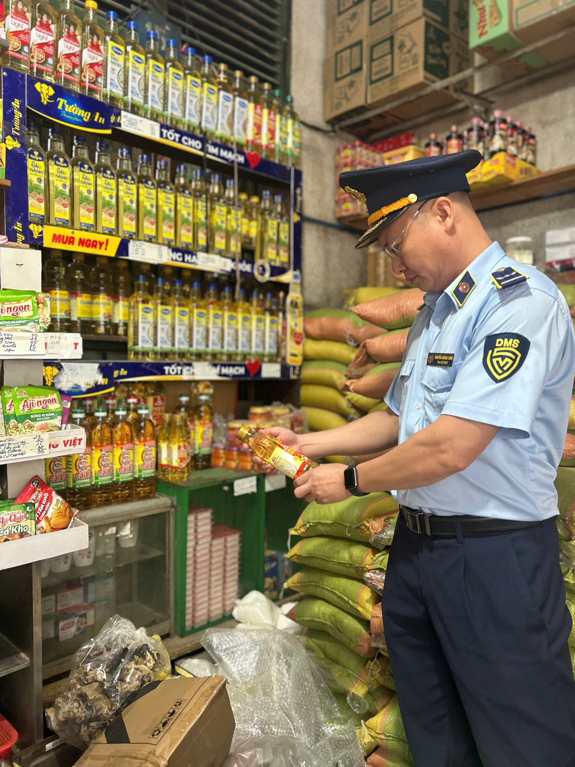 Minh bạch thông tin để chống hàng giả, hàng nhái- Ảnh 1. Minh bạch thông tin để chống hàng giả, hàng nhái- Ảnh 1.