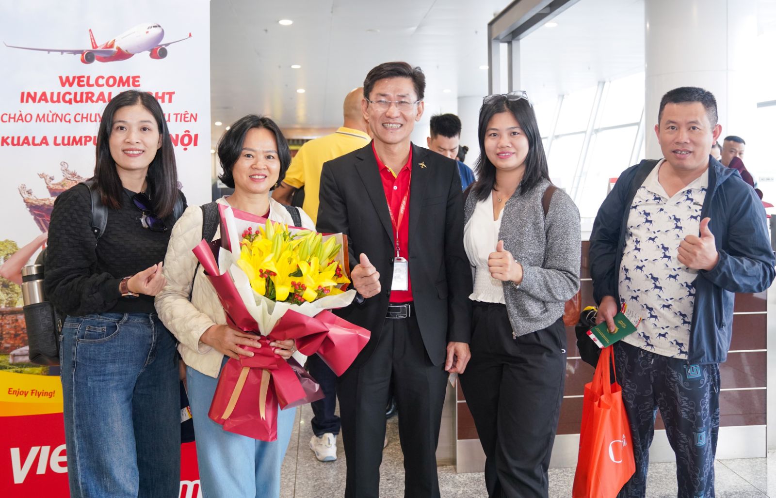 Vietjet khai th&aacute;c chuyến bay đầu ti&ecirc;n nối H&agrave; Nội - Kuala Lumpur- Ảnh 1.