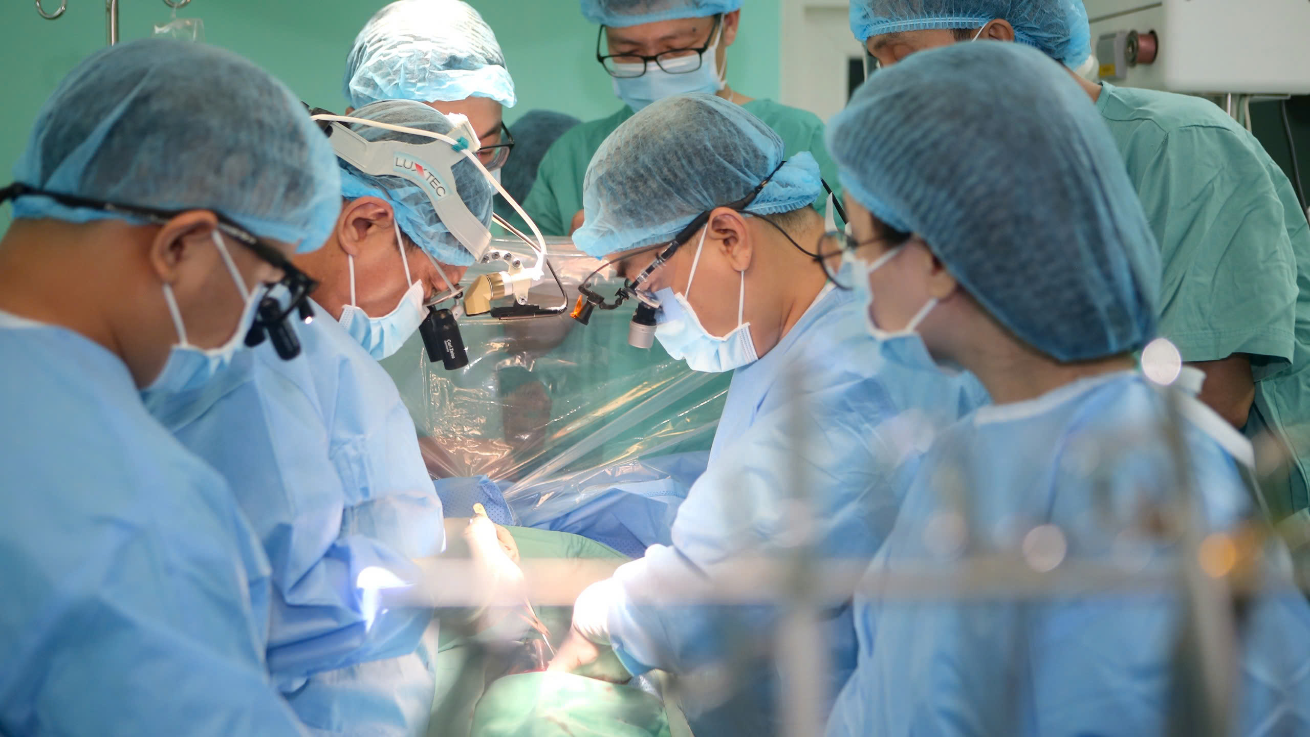 Chạy đua ghép tim xuyên Việt cho bệnh nhân suy tim giai đoạn cuối- Ảnh 2.