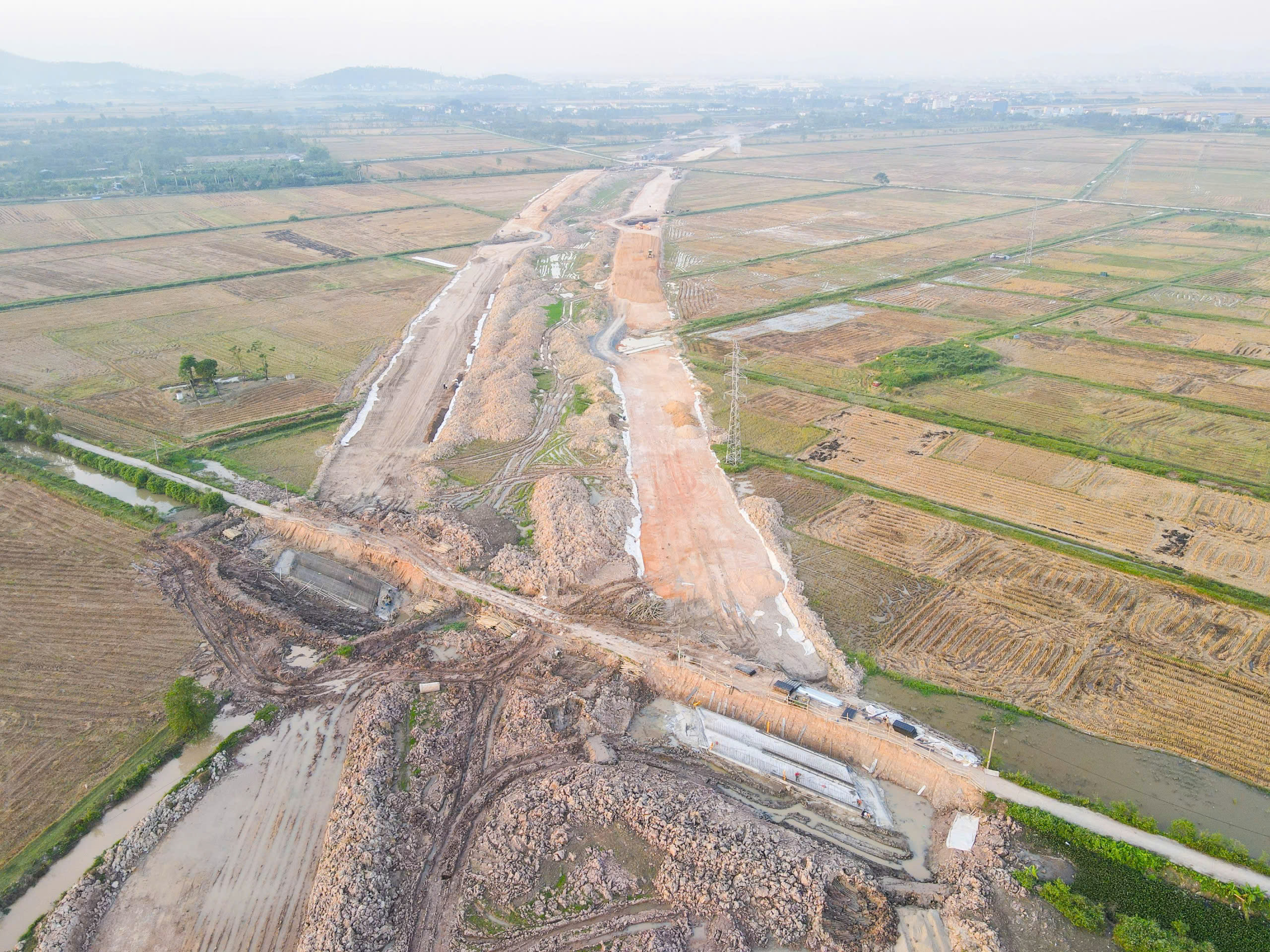 Đường V&agrave;nh đai 4 qua Bắc Ninh: Đẩy nhanh tiến độ sau chỉ đạo của Thủ tướng- Ảnh 3.