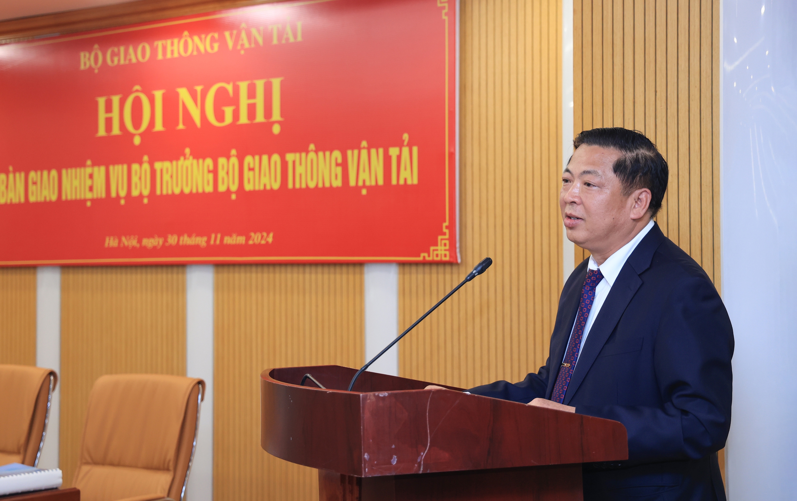Bộ trưởng Trần Hồng Minh: Ng&agrave;nh GTVT ph&aacute;t huy tinh thần "hiệu năng, hiệu lực, hiệu quả"- Ảnh 3.