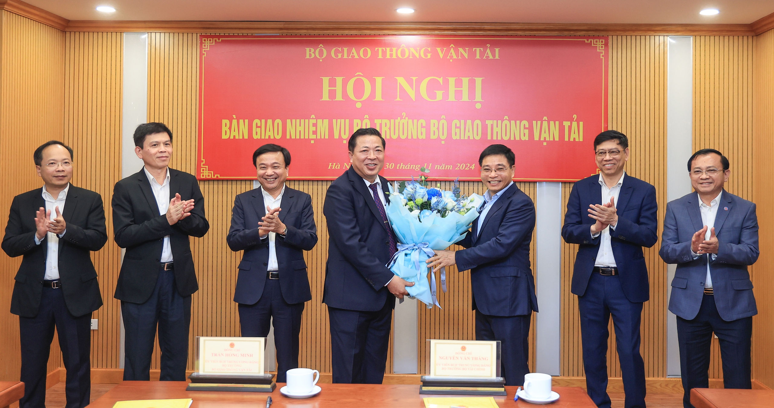 Bộ trưởng Trần Hồng Minh: Ng&agrave;nh GTVT ph&aacute;t huy tinh thần "hiệu năng, hiệu lực, hiệu quả"- Ảnh 4.