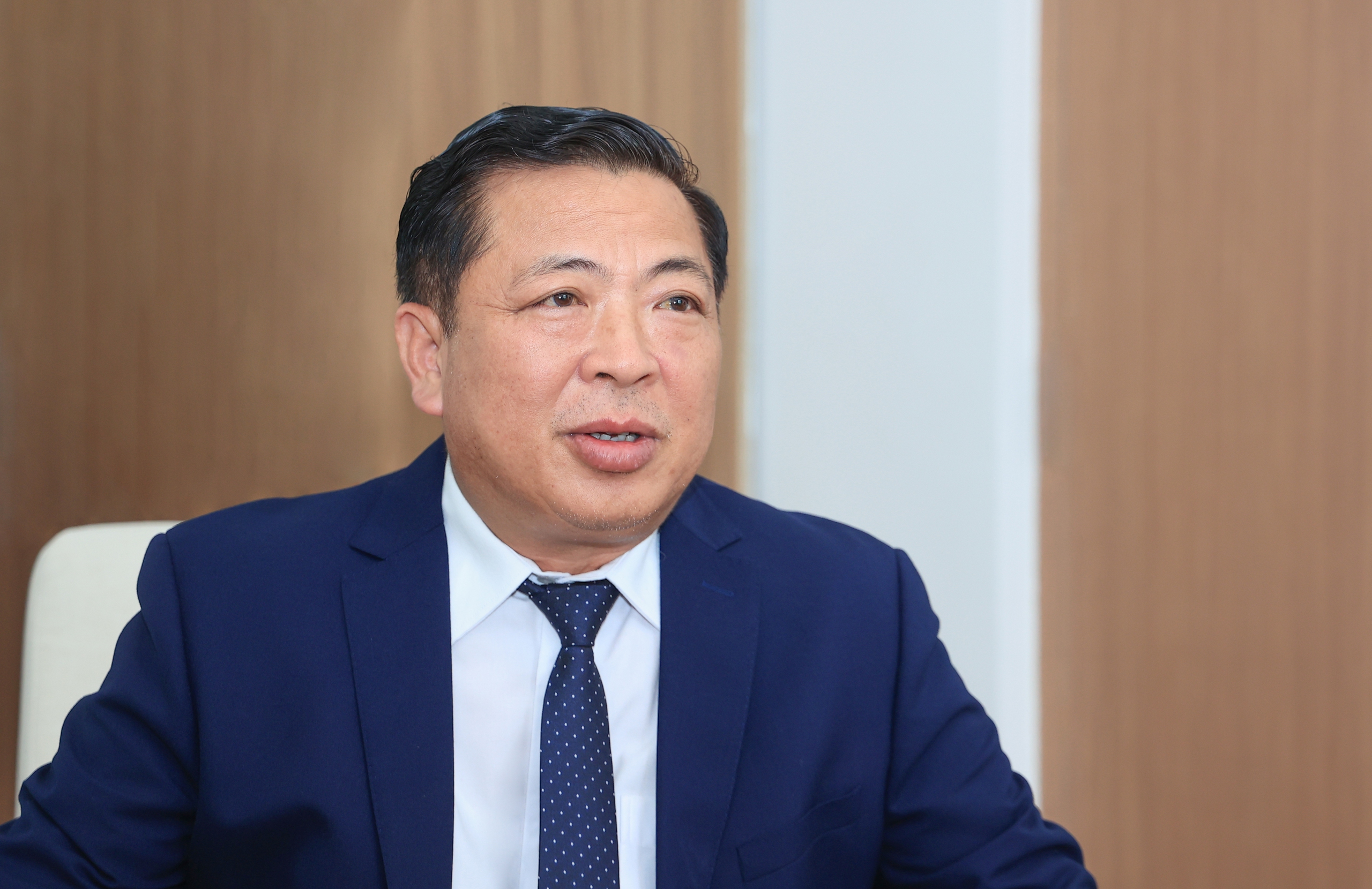 Quốc hội ph&ecirc; chuẩn bổ nhiệm &ocirc;ng Trần Hồng Minh l&agrave;m Bộ trưởng Bộ X&acirc;y dựng- Ảnh 1.