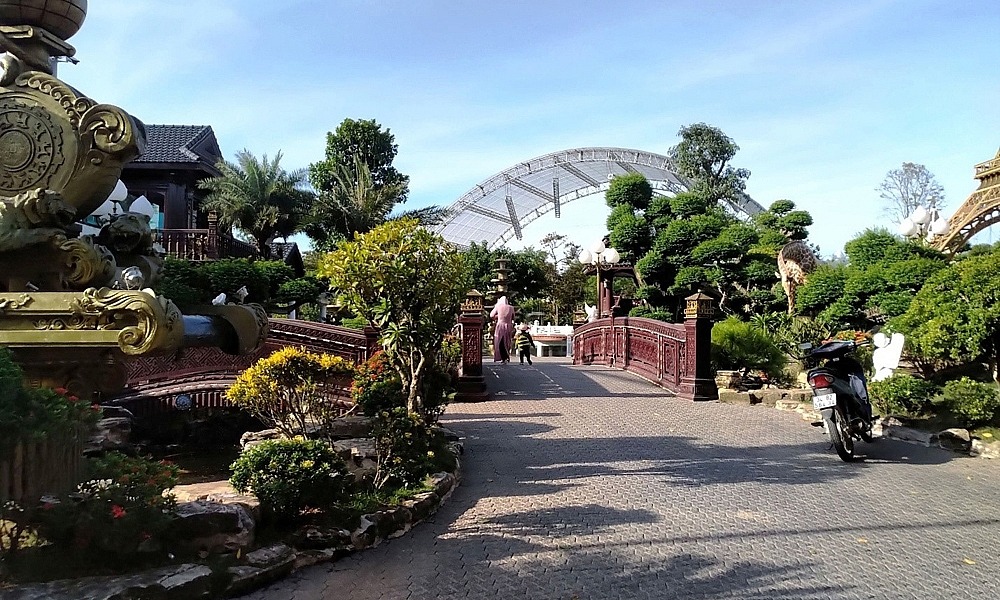 Hải Dương chỉ đạo xử nghi&ecirc;m vi phạm đất đai tại c&ocirc;ng vi&ecirc;n của "đại gia trại lợn"- Ảnh 1.