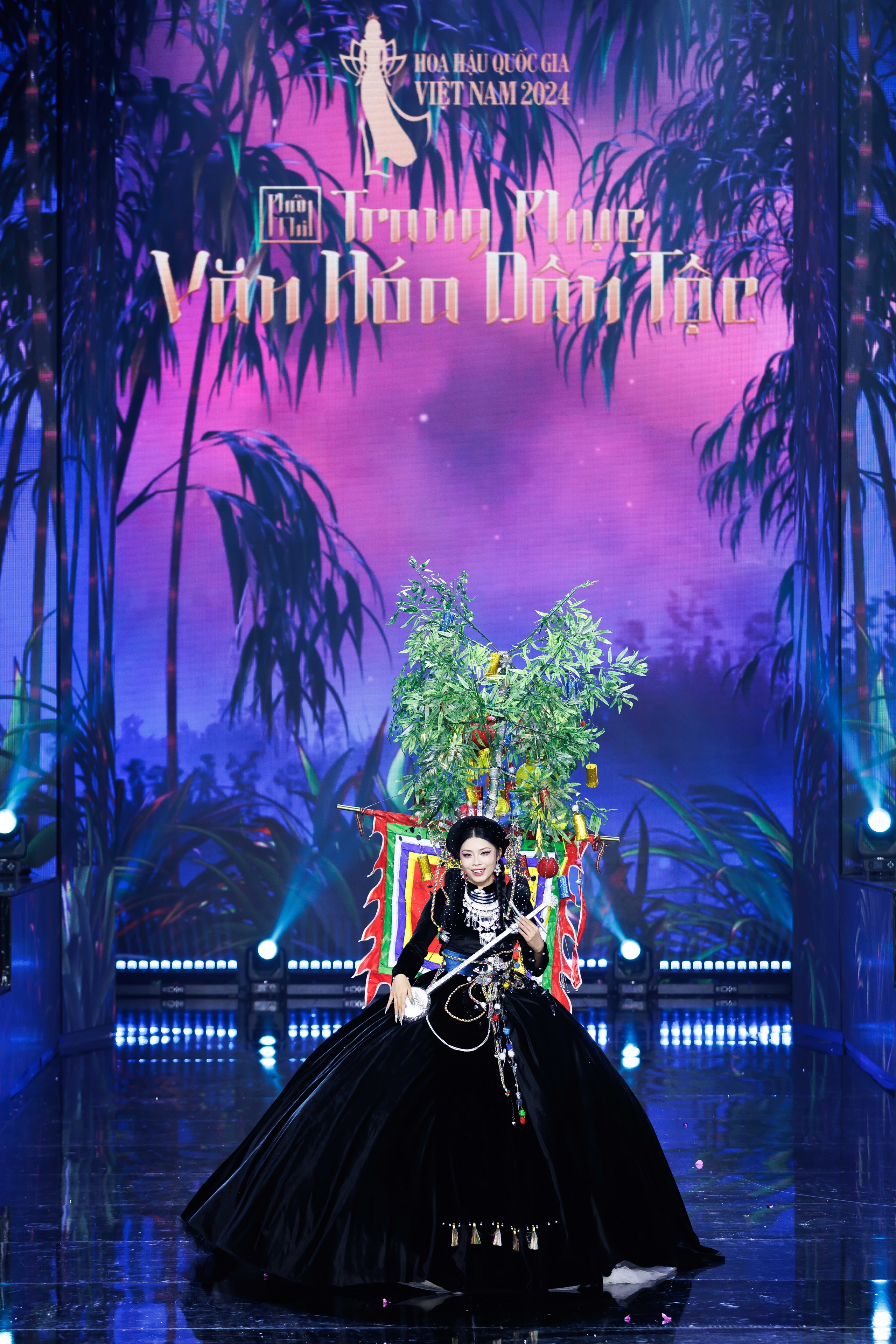 Loại bỏ 2 t&aacute;c phẩm dự thi Trang phục Văn h&oacute;a D&acirc;n tộc trong Hoa hậu Quốc gia Việt Nam 2024- Ảnh 1.