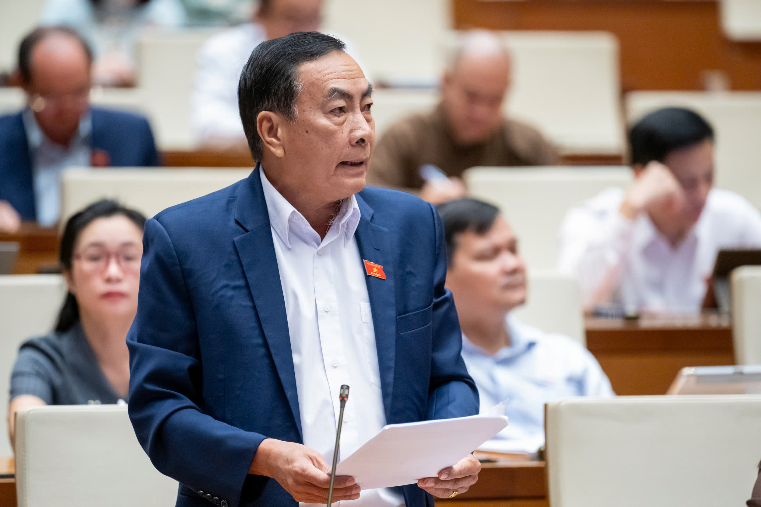 Đại biểu Quốc hội: Kho&aacute;ng sản l&agrave; miếng mồi ngon, dễ bị khai th&aacute;c triệt để- Ảnh 1.