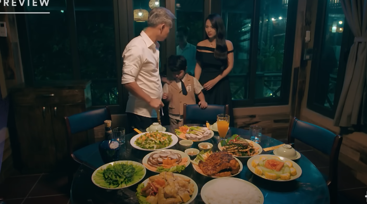 "Độc đạo" tập 28: Qu&acirc;n "gi&agrave;" mắc bẫy của Hồng?- Ảnh 1.