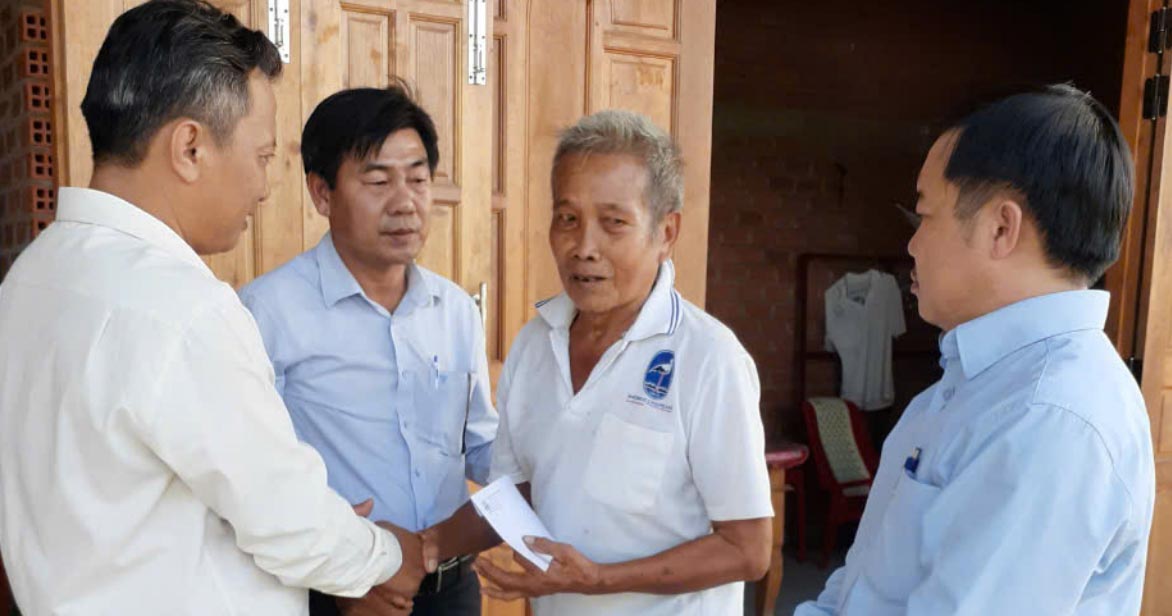 Tiền Giang: Ph&aacute;t th&ocirc;ng điệp ATGT tr&ecirc;n loa ph&aacute;t thanh của trường trong một tuần- Ảnh 1.