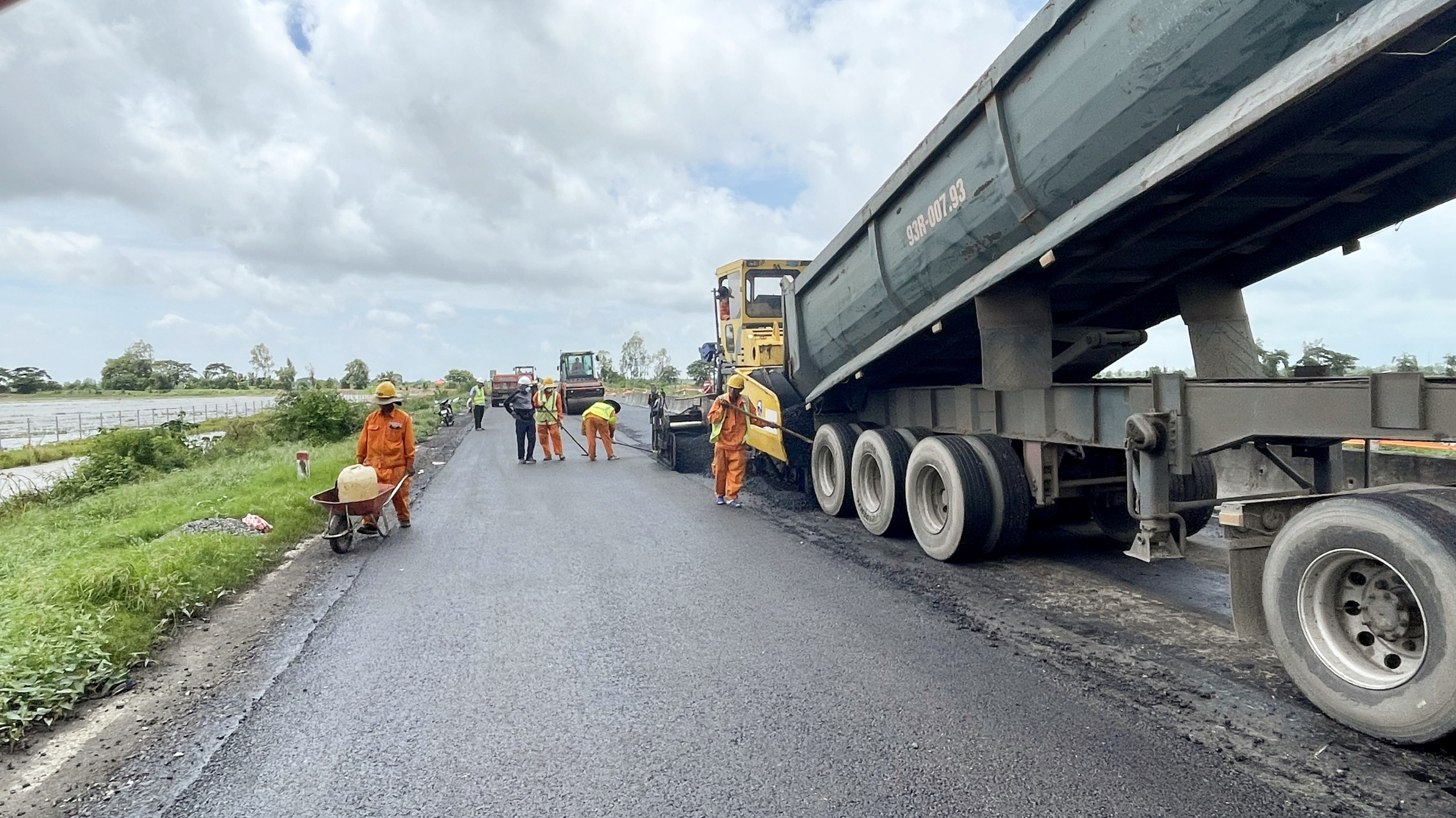 Dự &aacute;n n&acirc;ng cấp tuyến Lộ Tẻ - Rạch Sỏi hiện thi c&ocirc;ng ra sao?- Ảnh 1.