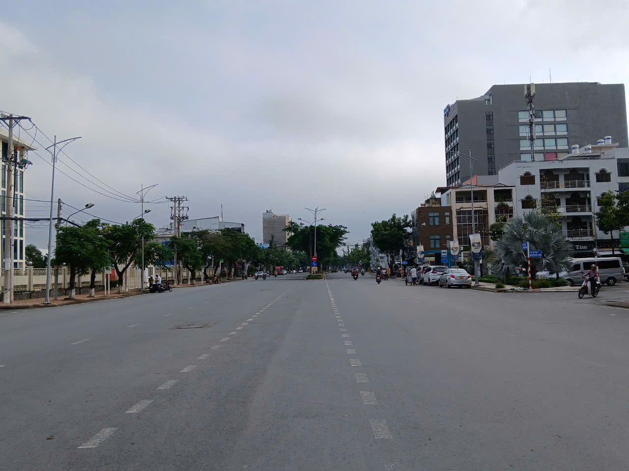 Những con đường bị &ldquo;thắt cổ chai&rdquo; ở trung t&acirc;m Cần Thơ- Ảnh 8.