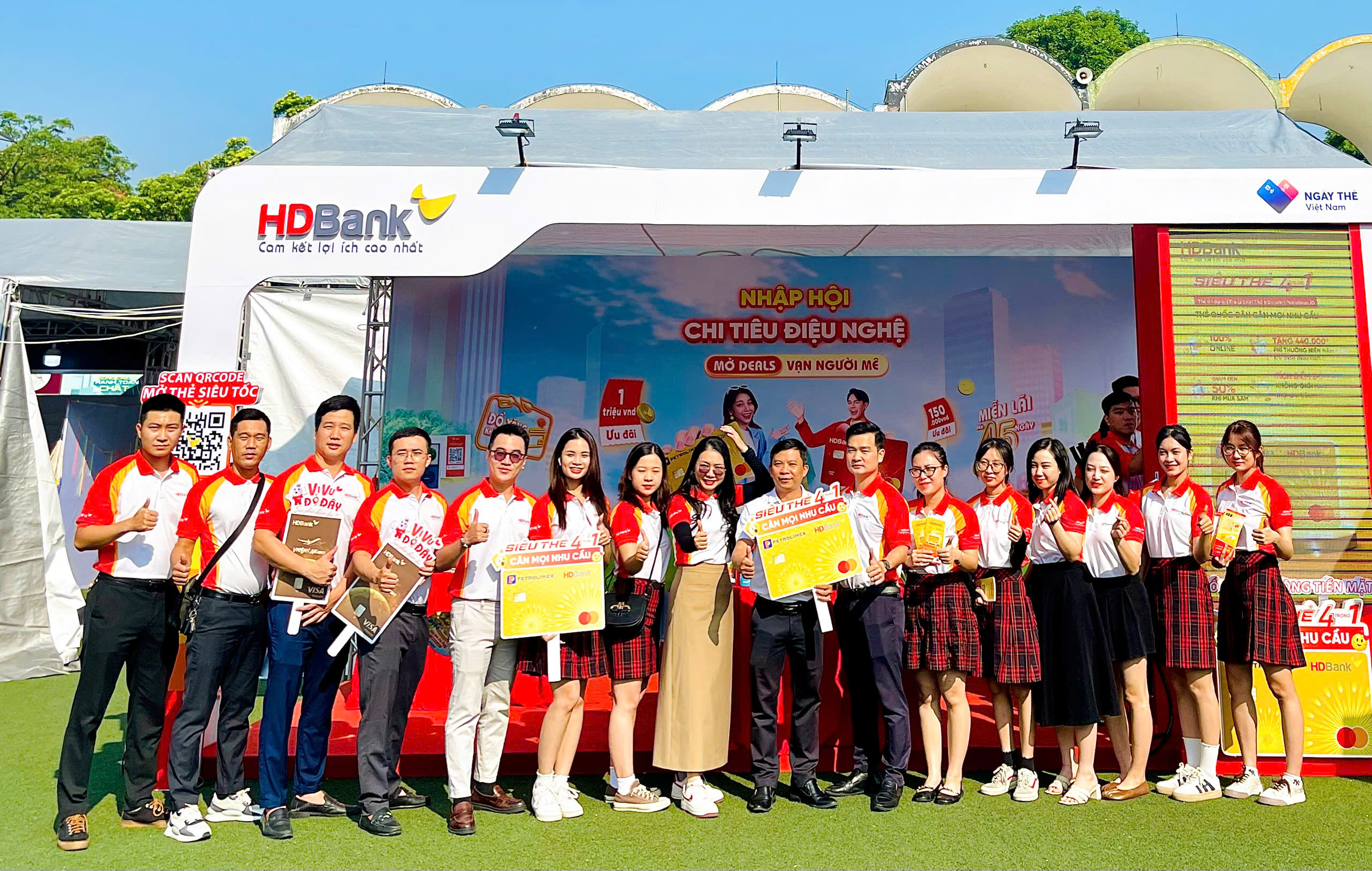 Thẻ HDBank hai năm liền tạo "cơn sốt" tại Sóng Festival- Ảnh 1. Thẻ HDBank hai năm liền tạo "cơn sốt" tại Sóng Festival- Ảnh 1.