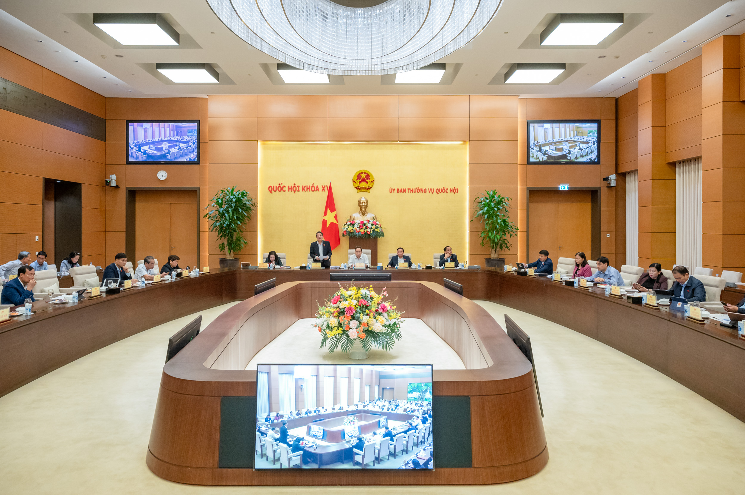 Thống nhất tr&igrave;nh Quốc hội xem x&eacute;t chủ trương đầu tư đường sắt tốc độ cao Bắc - Nam- Ảnh 2.