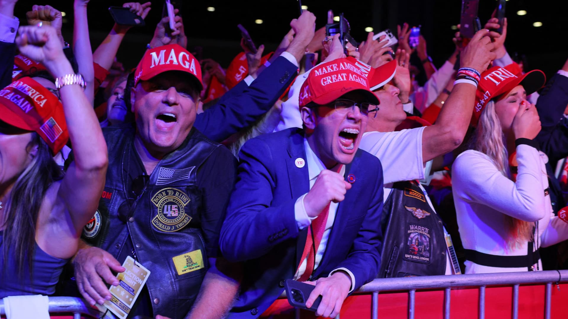 H&agrave;nh tr&igrave;nh lội ngược d&ograve;ng trở lại Nh&agrave; Trắng của cựu Tổng thống Mỹ Donald Trump- Ảnh 8.