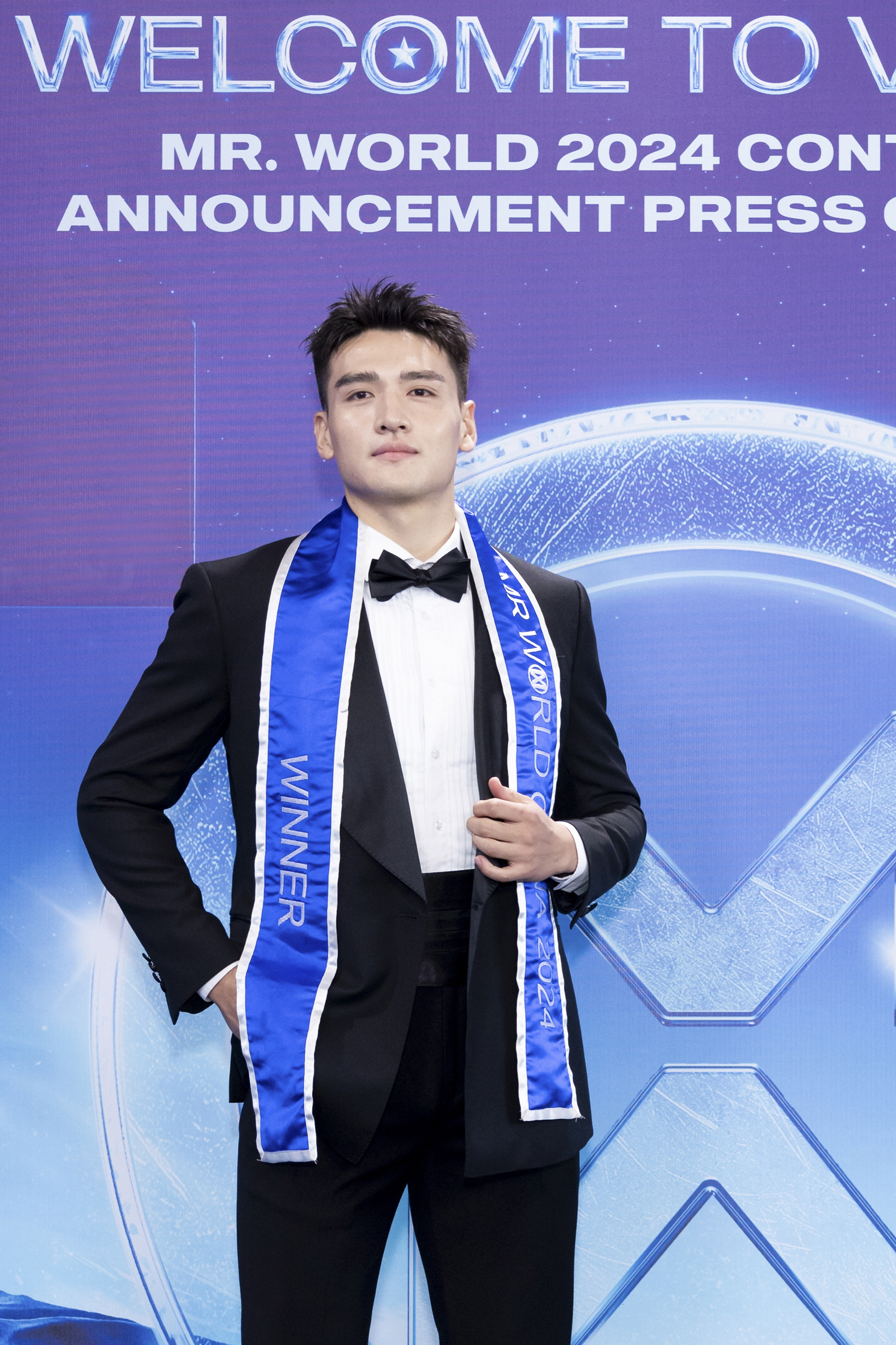 Hơn 60 nam vương ch&iacute;nh thức nhận sash, bảng t&ecirc;n Mr World 2024 tại Việt Nam- Ảnh 7.