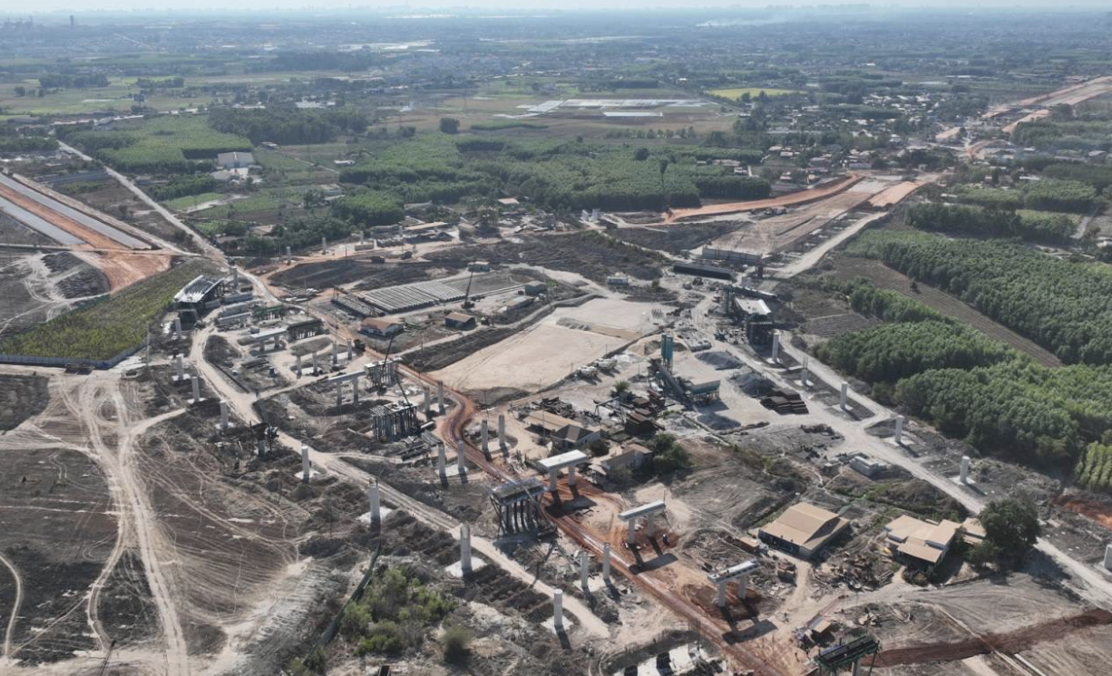 Thống nhất hướng tuyến ống ngầm đưa nhi&ecirc;n liệu từ G&ograve; Dầu phục vụ s&acirc;n bay Long Th&agrave;nh- Ảnh 1.