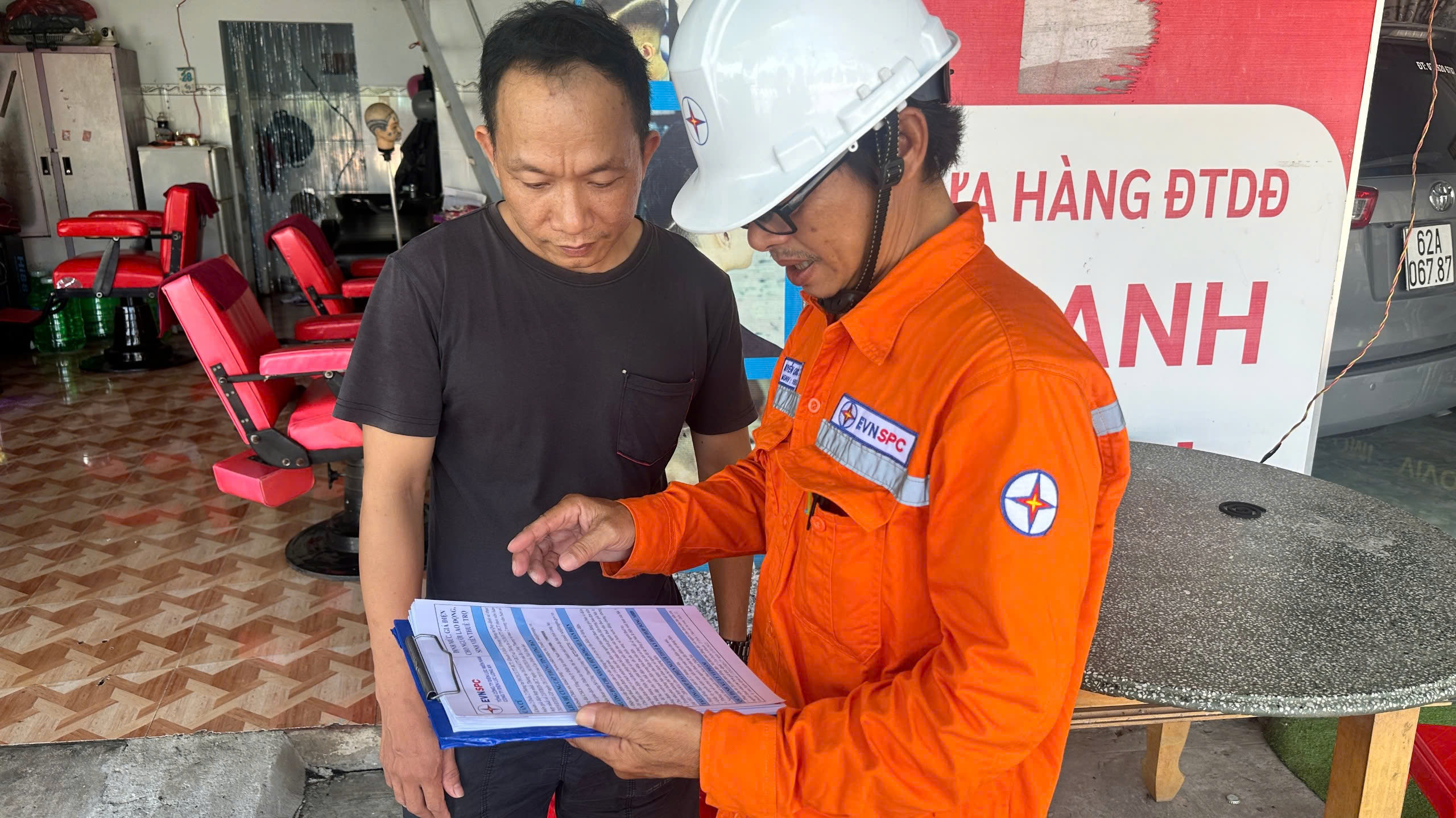 Điện lực miền Nam hướng dẫn c&aacute;ch t&iacute;nh h&oacute;a đơn tiền điện trong th&aacute;ng điều chỉnh gi&aacute;- Ảnh 4.