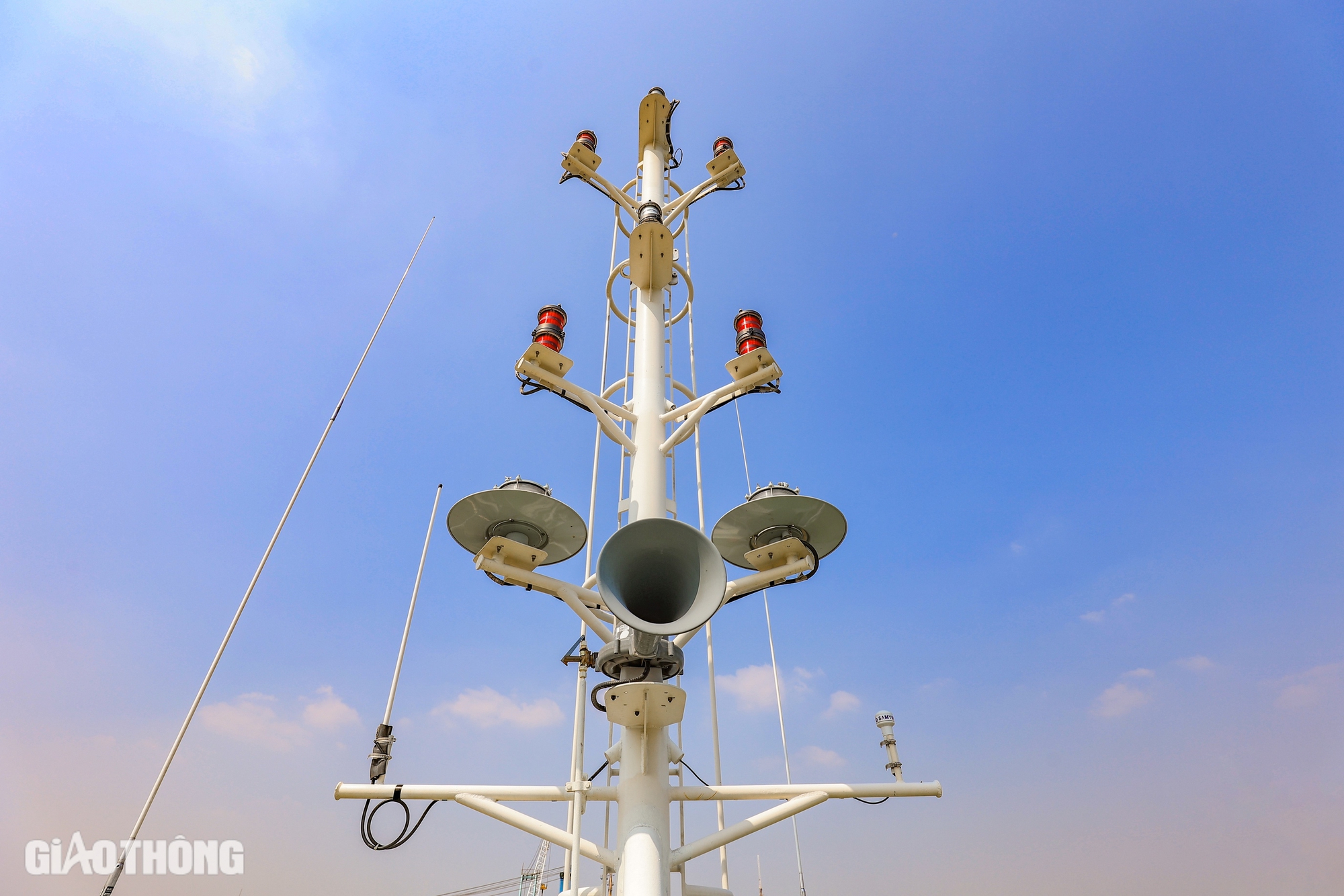 &ldquo;Nội soi&rdquo; t&agrave;u tiếp tế hiện đại nhất miền Bắc- Ảnh 10.