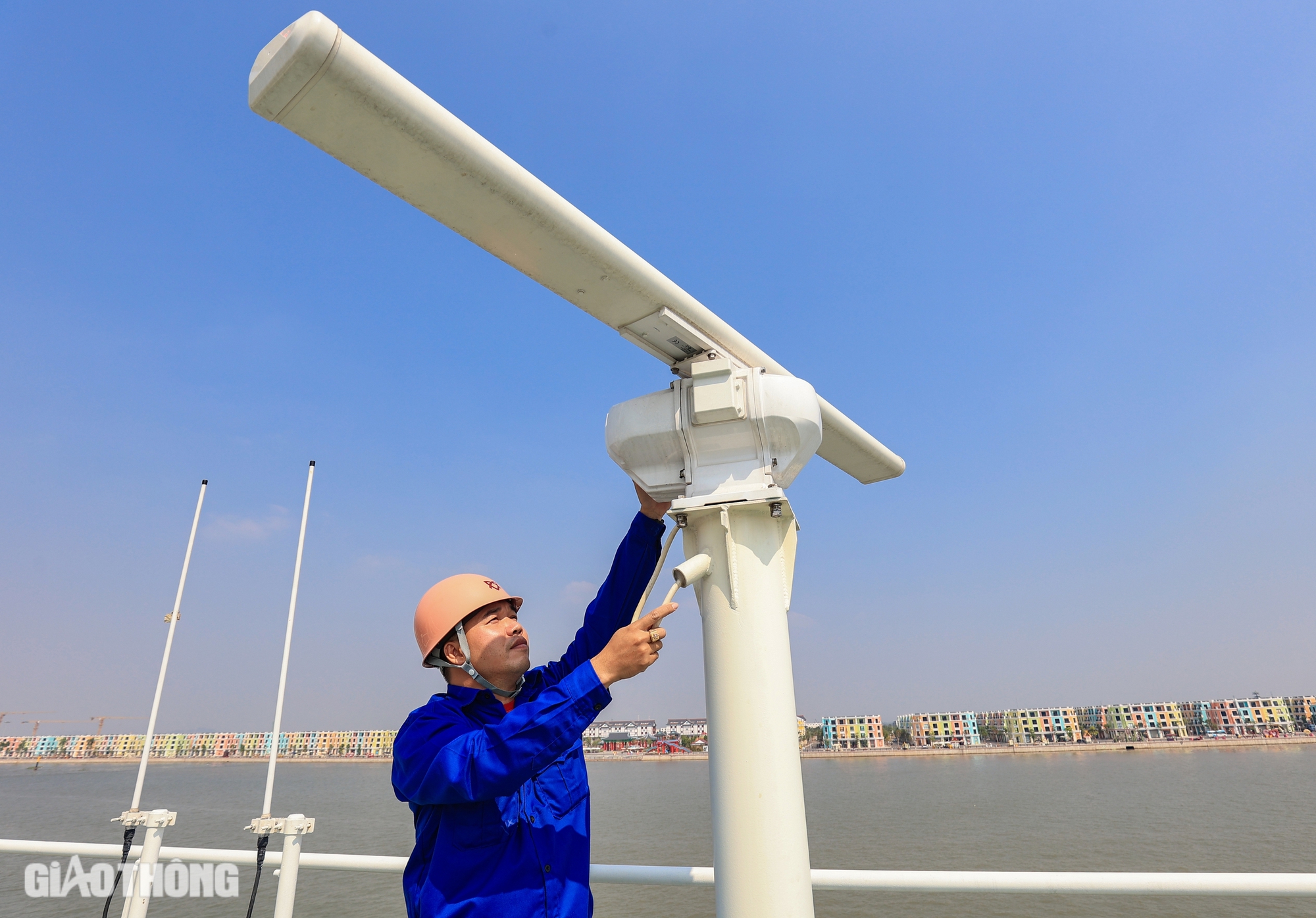 &ldquo;Nội soi&rdquo; t&agrave;u tiếp tế hiện đại nhất miền Bắc- Ảnh 12.