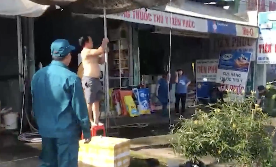 Đồng Nai: Xử lý 150 trường hợp lấn chiếm hành lang an toàn QL1- Ảnh 1. Đồng Nai: Xử lý 150 trường hợp lấn chiếm hành lang an toàn QL1- Ảnh 1.