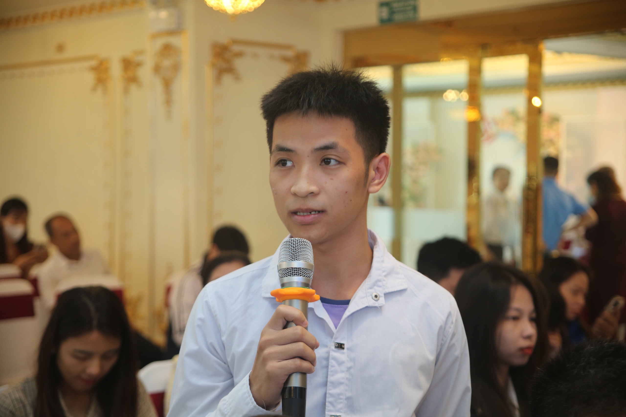 Phụ huynh, học sinh ngỡ ngàng với bản án giao xe máy cho trẻ vị thành niên- Ảnh 6. Phụ huynh, học sinh ngỡ ngàng với bản án giao xe máy cho trẻ vị thành niên- Ảnh 6.