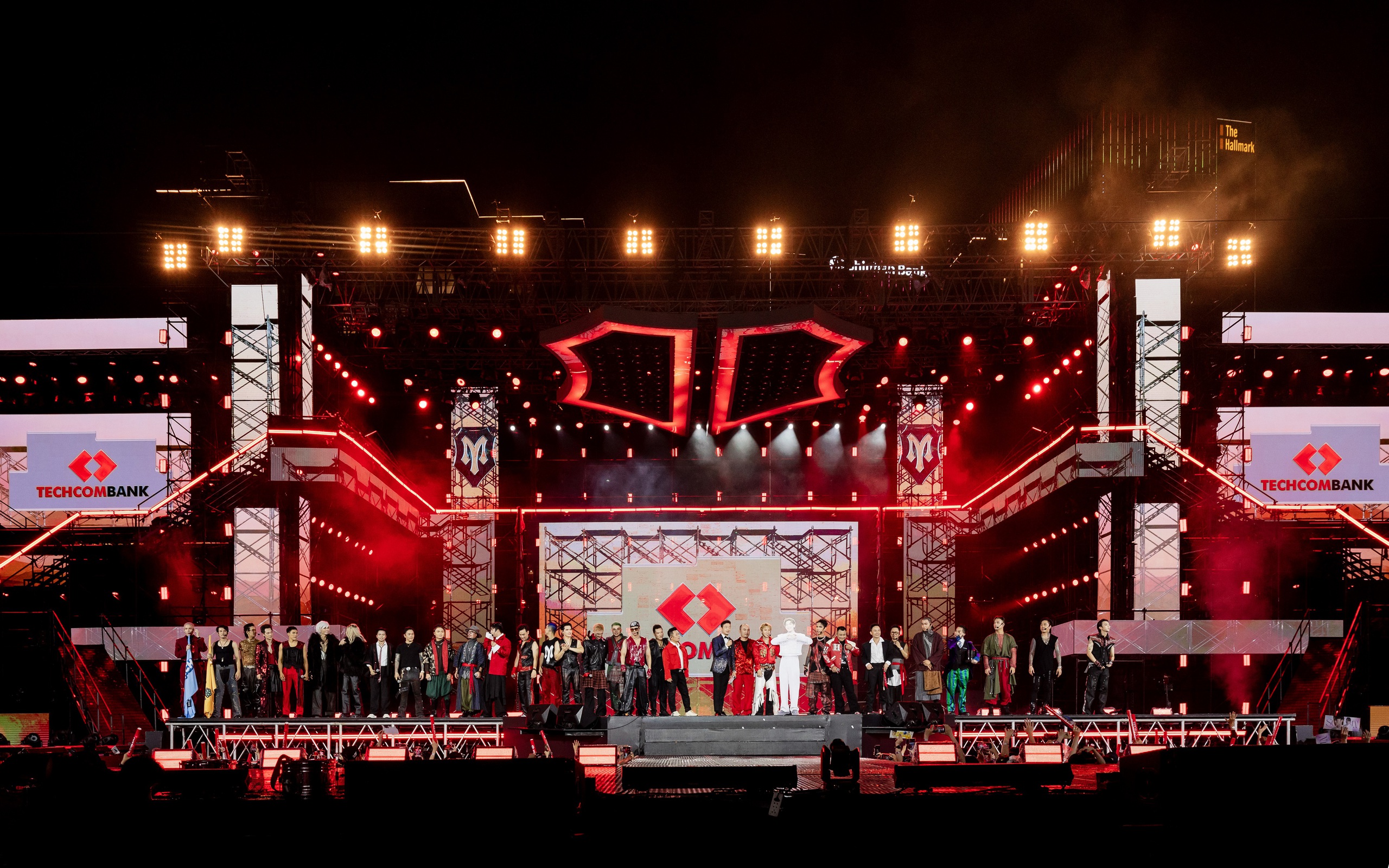 Techcombank c&ocirc;ng bố thể lệ săn v&eacute; concert Anh trai vượt ng&agrave;n ch&ocirc;ng gai