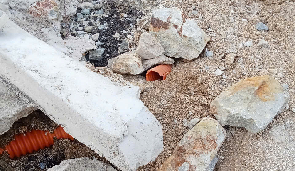 Cần nghi&ecirc;m trị nạn trộm c&aacute;p điện tr&ecirc;n cao tốc- Ảnh 2.