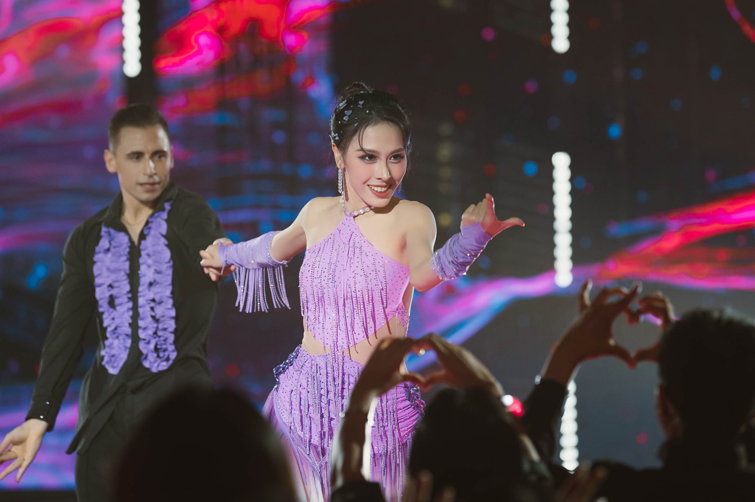 Á hậu 3 Miss Intercontinental 2024 Khánh Linh về nước: Đại diện Việt Nam thắng lớn 3 năm- Ảnh 7. Á hậu 3 Miss Intercontinental 2024 Khánh Linh về nước: Đại diện Việt Nam thắng lớn 3 năm- Ảnh 7.