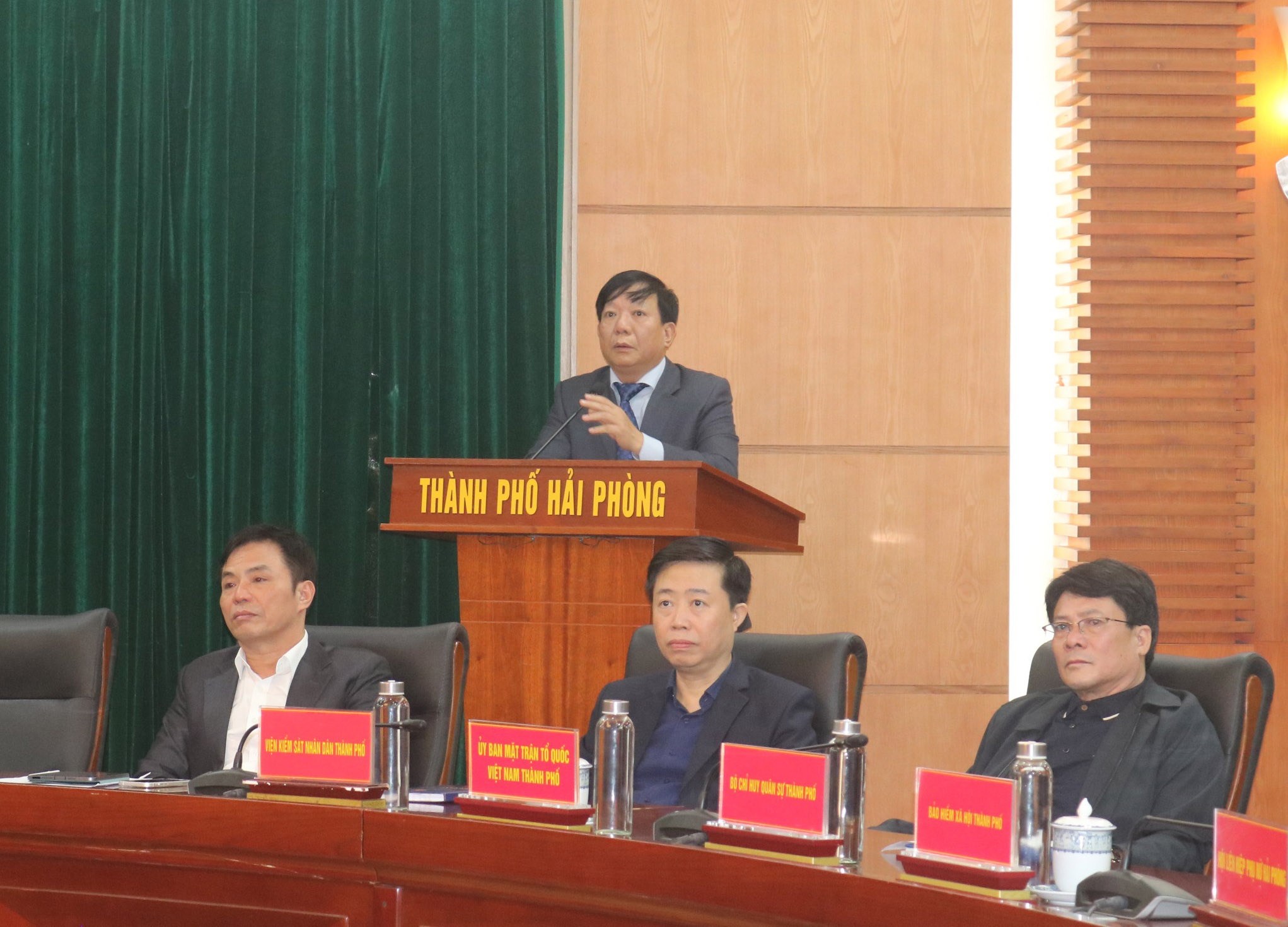 Hải Ph&ograve;ng qu&aacute;n triệt xử l&yacute; nghi&ecirc;m c&aacute;n bộ, chiến sĩ vi phạm nồng độ cồn - Ảnh 2.