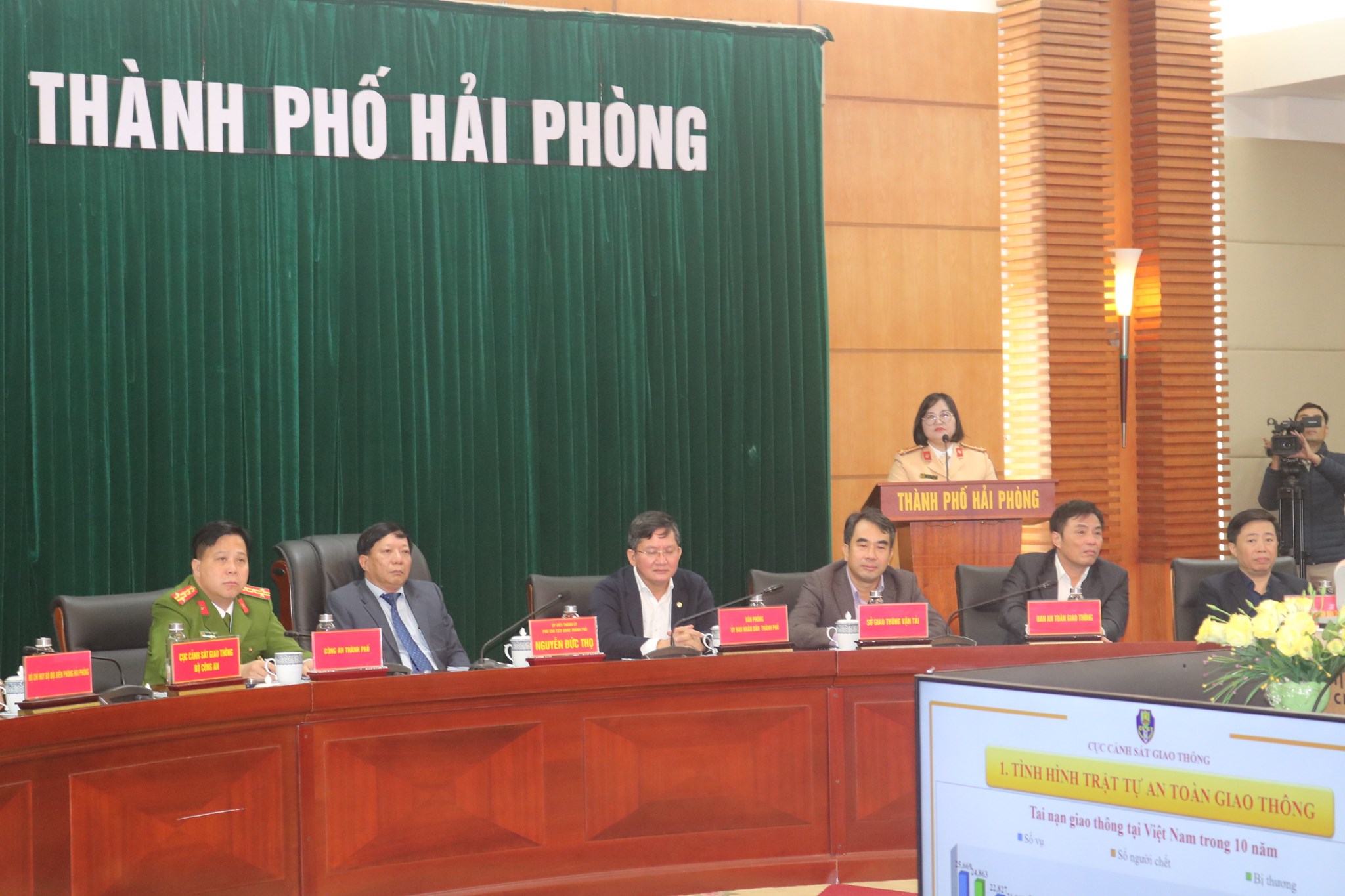Hải Ph&ograve;ng qu&aacute;n triệt xử l&yacute; nghi&ecirc;m c&aacute;n bộ, chiến sĩ vi phạm nồng độ cồn - Ảnh 1.