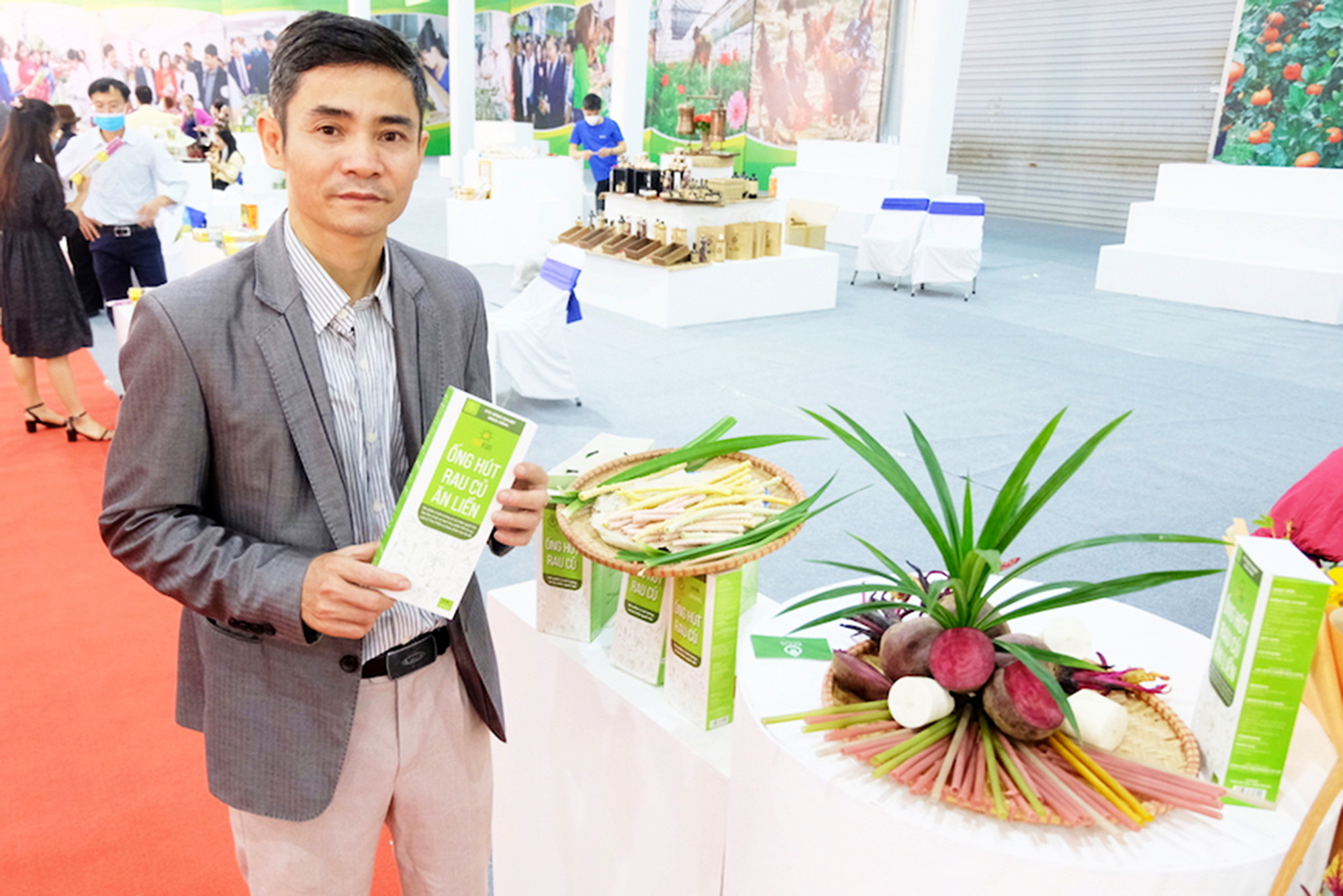Ống h&uacute;t từ rau củ chinh phục thị trường ngoại- Ảnh 2.