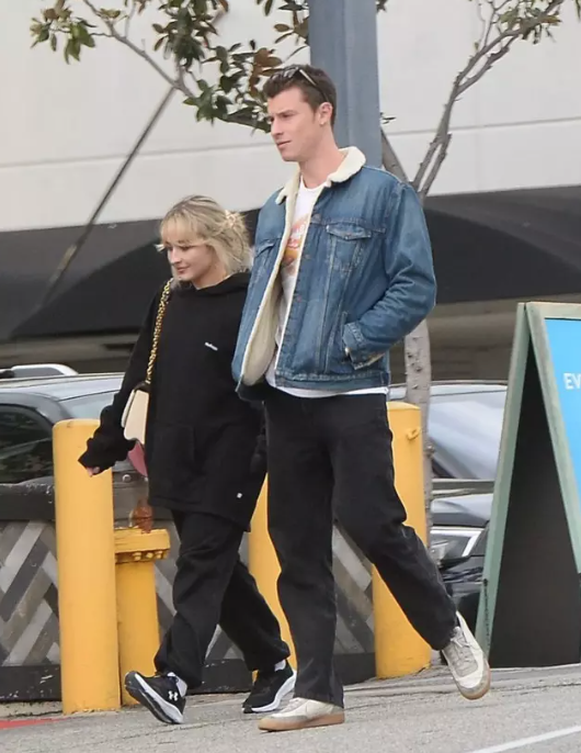 Shawn Mendes c&ocirc;ng nhận từng "bắt c&aacute; 2 tay"- Ảnh 4.