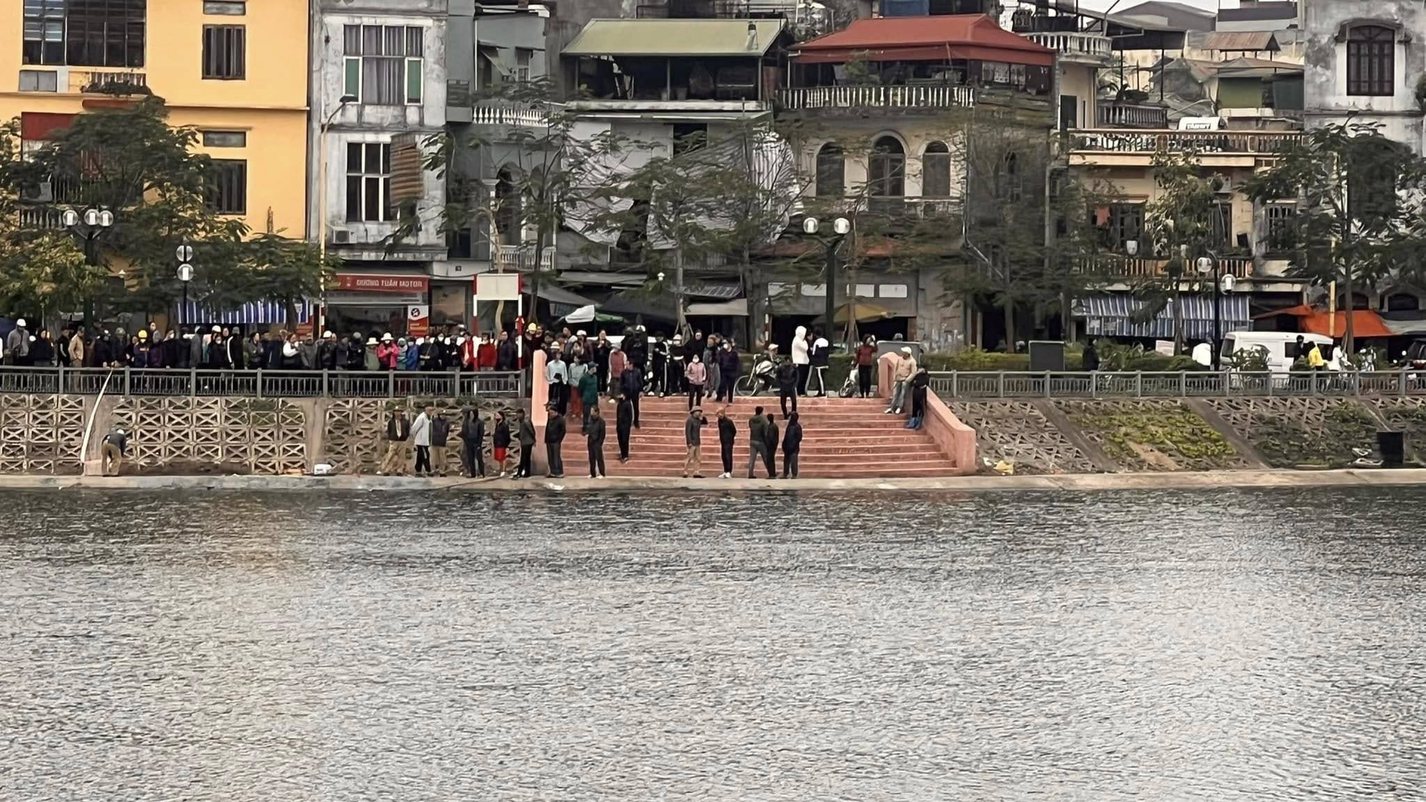 Điều tra vụ ph&aacute;t hiện thi thể c&ocirc; g&aacute;i tại hồ Văn Chương - Ảnh 1.