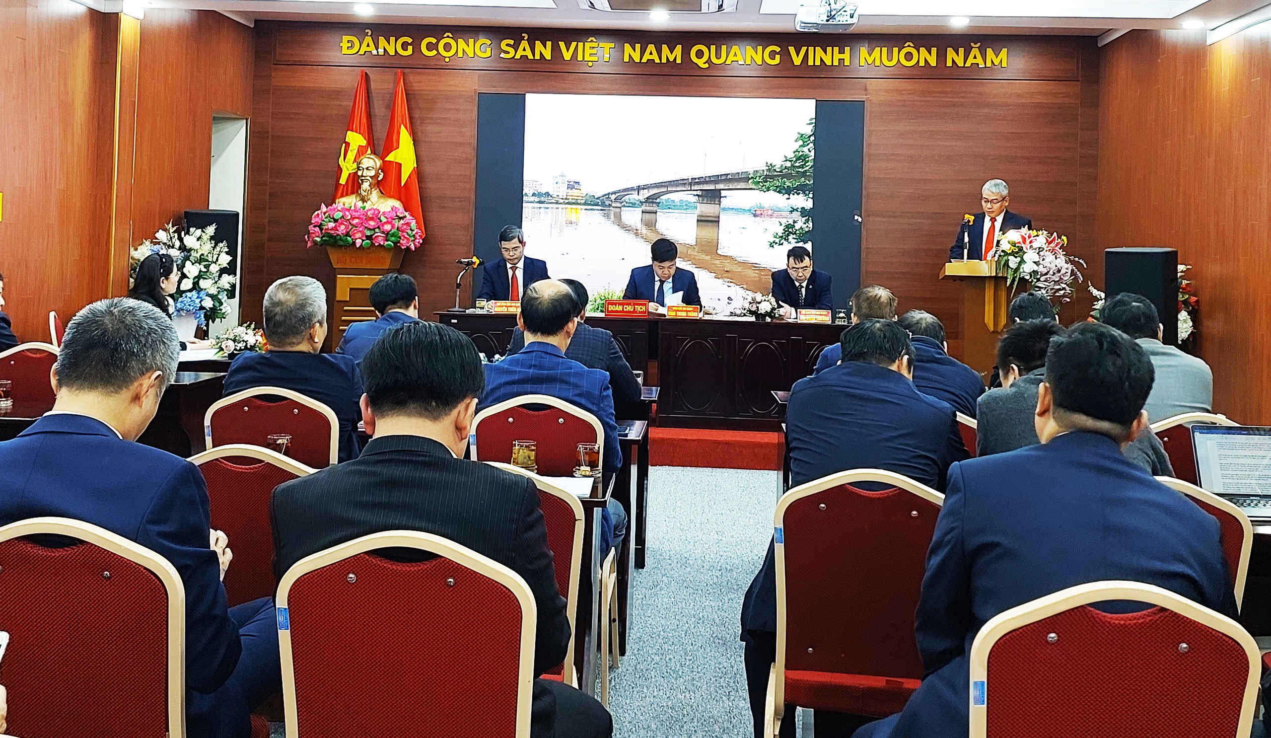 Chủ động ph&acirc;n cấp, ph&acirc;n quyền cho địa phương quản l&yacute; quốc lộ- Ảnh 2.