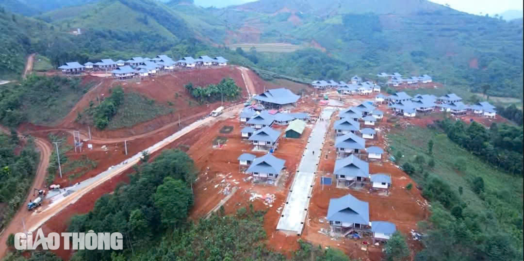 Diện mạo khu t&aacute;i định cư L&agrave;ng Nủ trước ng&agrave;y b&agrave;n giao- Ảnh 9.