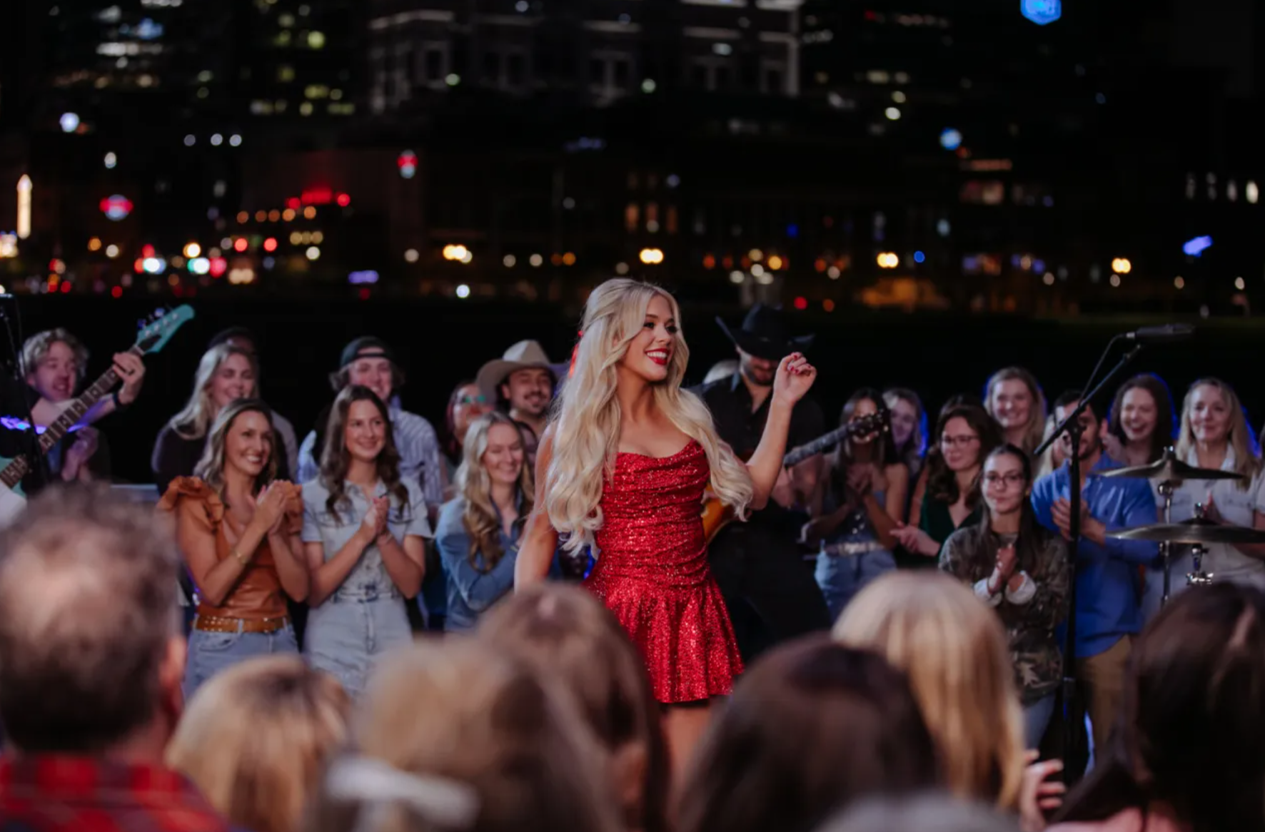 BBMAs 2024: Bị nhiều nghệ sĩ lớn "ghẻ lạnh", Taylor Swift ẵm tới 10 giải d&ugrave; vắng mặt- Ảnh 3.