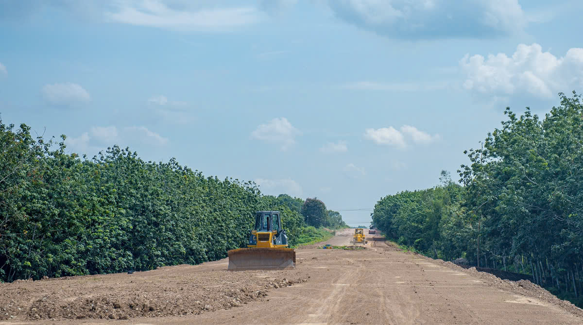 4 dự &aacute;n th&agrave;nh phần đường Hồ Ch&iacute; Minh gặp kh&oacute; mặt bằng, vật liệu- Ảnh 1.