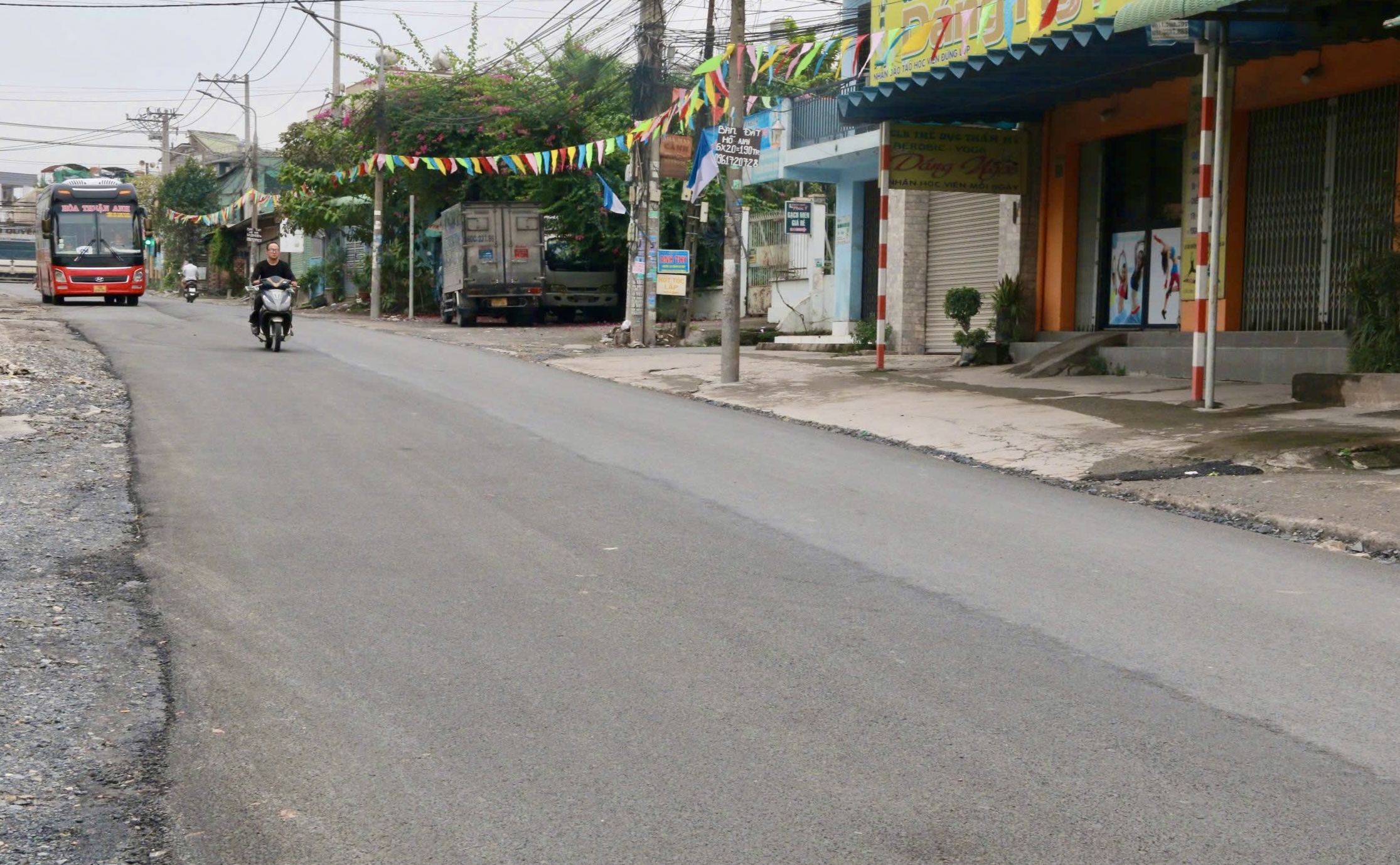 Đường Ho&agrave;ng Văn Bổn nối Đồng Nai - B&igrave;nh Dương đ&atilde; được sửa chữa- Ảnh 2.