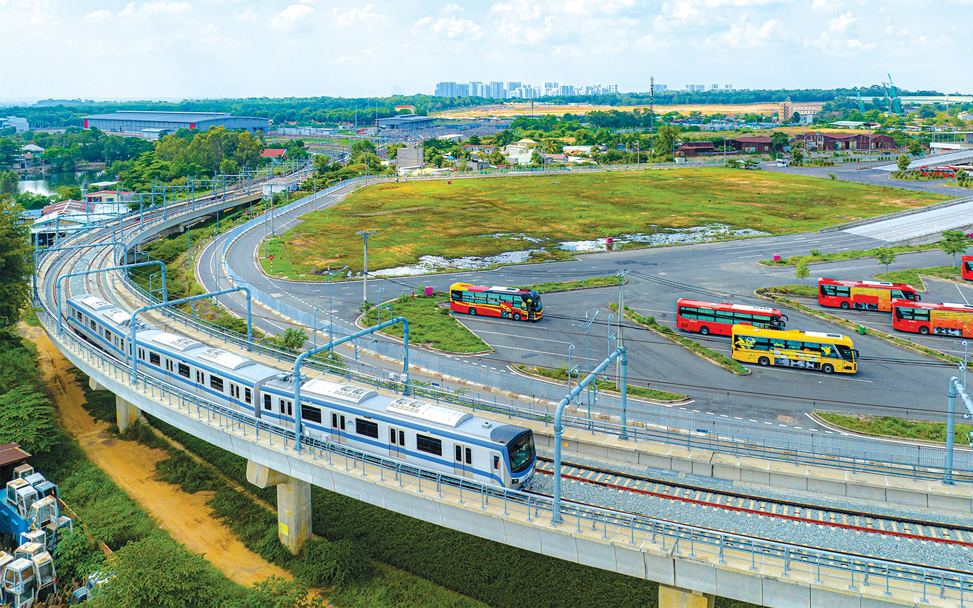 X&acirc;y kh&aacute;t vọng 500km metro từ &ldquo;vi&ecirc;n gạch&rdquo; đầu ti&ecirc;n