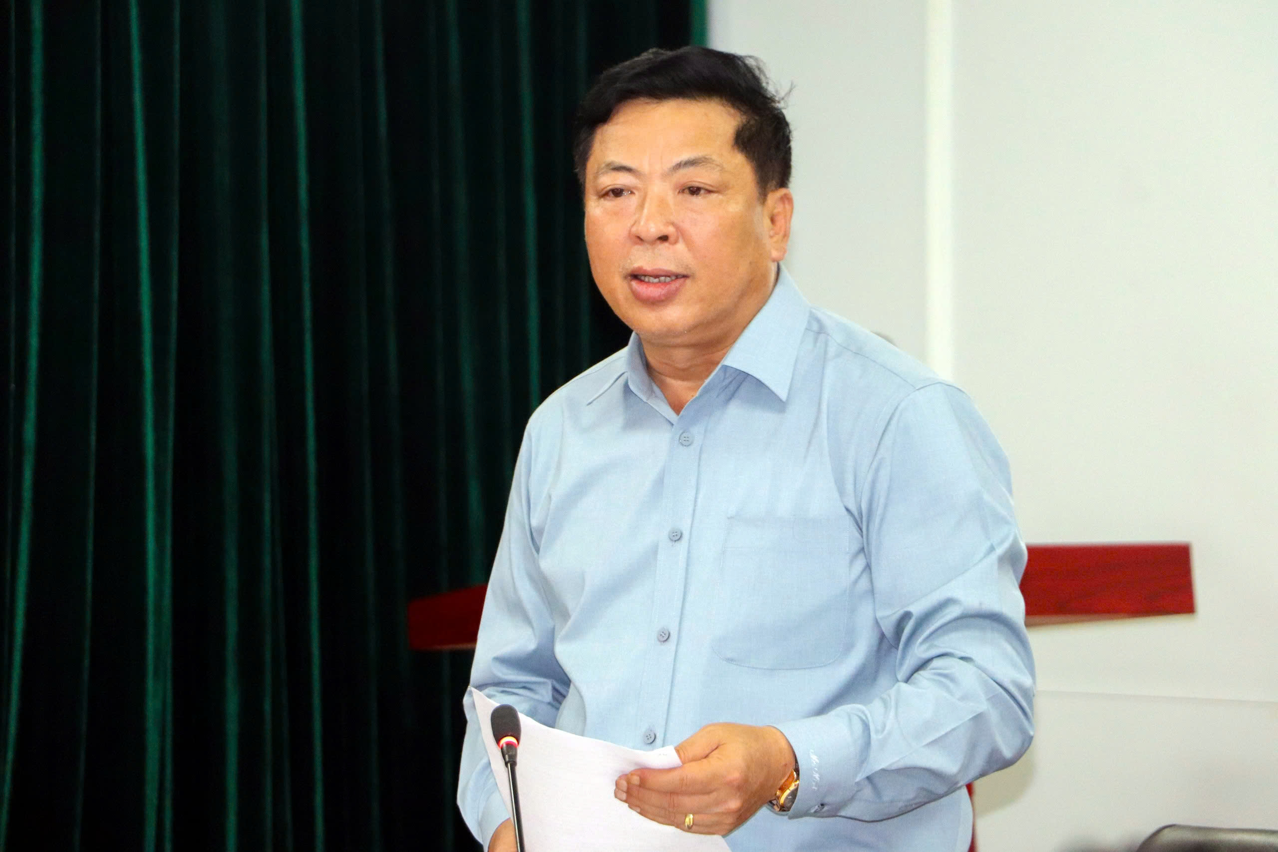 Thủ tướng: Kh&ocirc;ng để c&ocirc;ng nh&acirc;n, nh&agrave; thầu c&ocirc; đơn tr&ecirc;n c&ocirc;ng trường giao th&ocirc;ng- Ảnh 3.