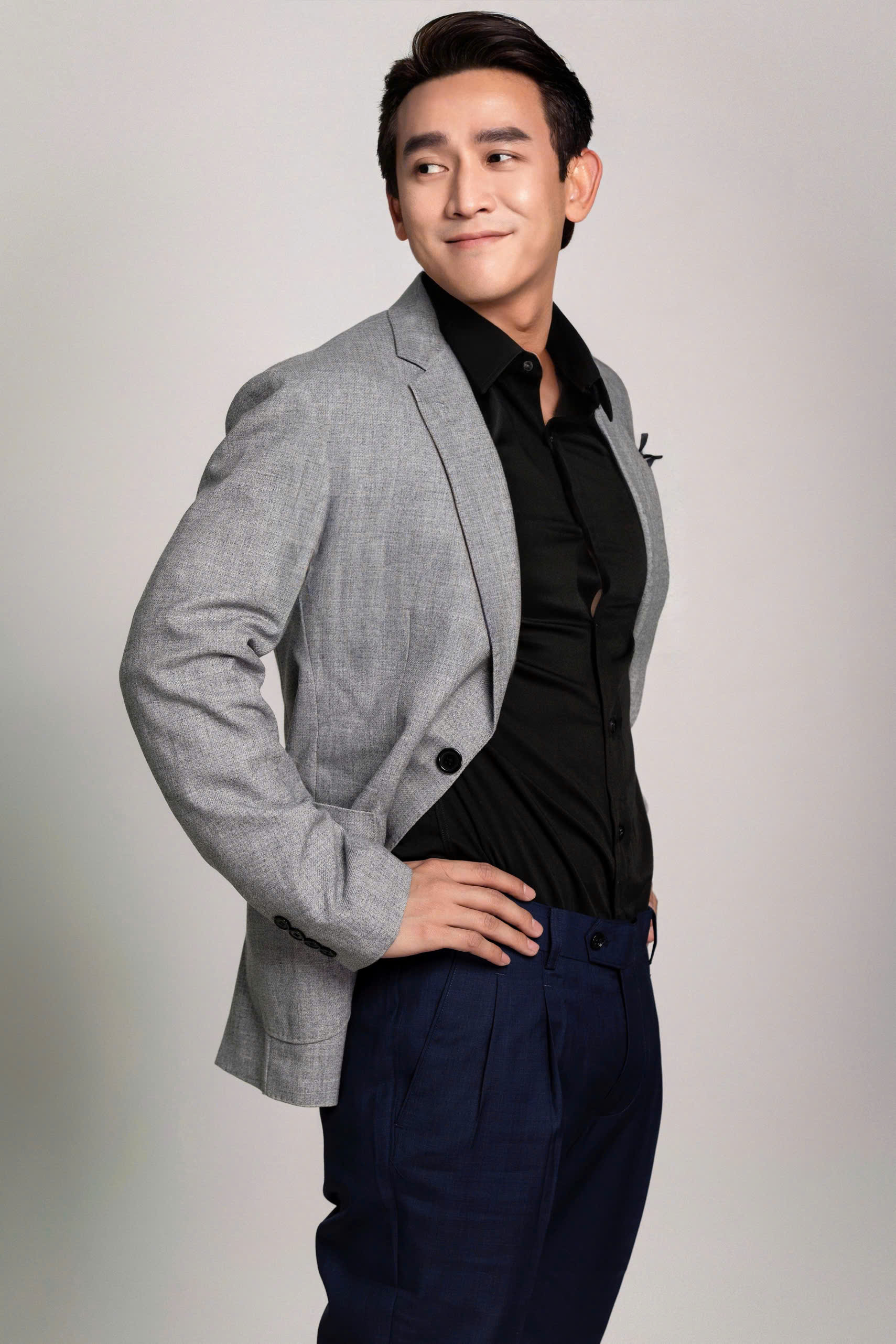 "Nam thần" Hứa Vĩ Văn t&aacute;i xuất với vai diễn si t&igrave;nh trong phim kinh dị "Đồi h&agrave;nh x&aacute;c"- Ảnh 3.