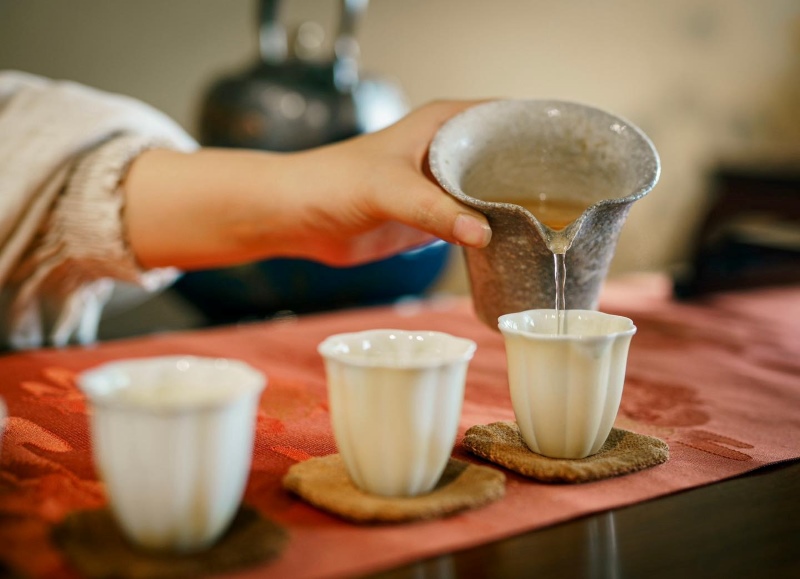 Tr&agrave; xanh cực tốt nhưng một ng&agrave;y uống bao nhi&ecirc;u t&aacute;ch tr&agrave; l&agrave; đủ? - Ảnh 3.