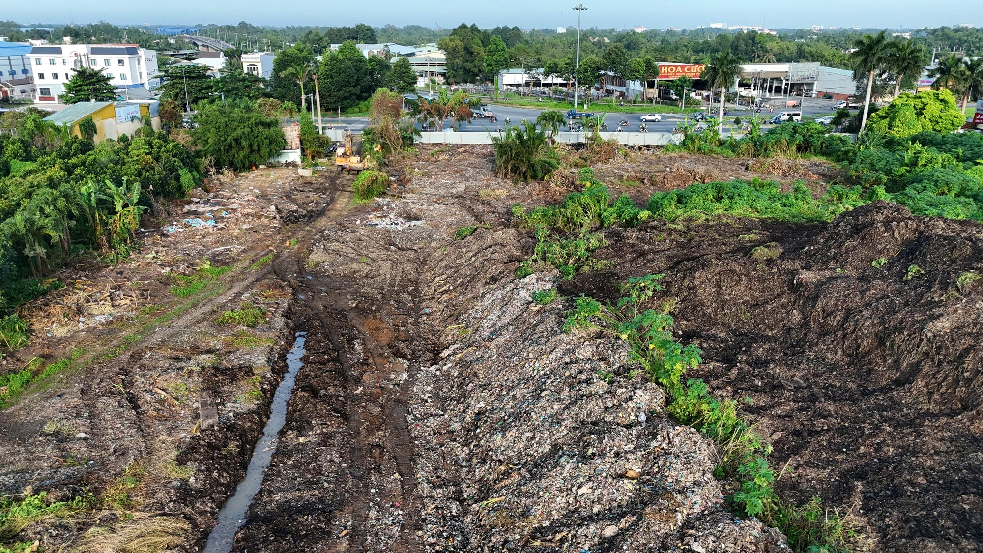 R&aacute;o riết di dời b&atilde;i r&aacute;c chắn cao tốc Cần Thơ - C&agrave; Mau - Ảnh 6.